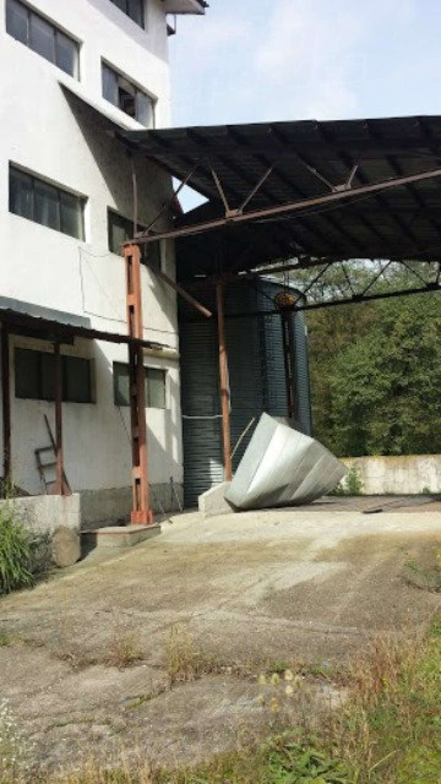 factory near housing area factory near housing area