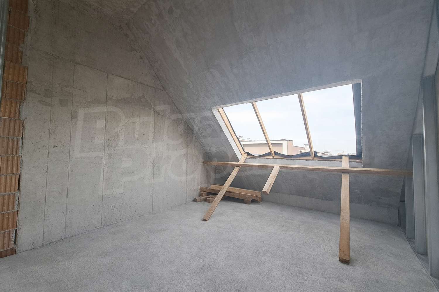 Gallery Picture
