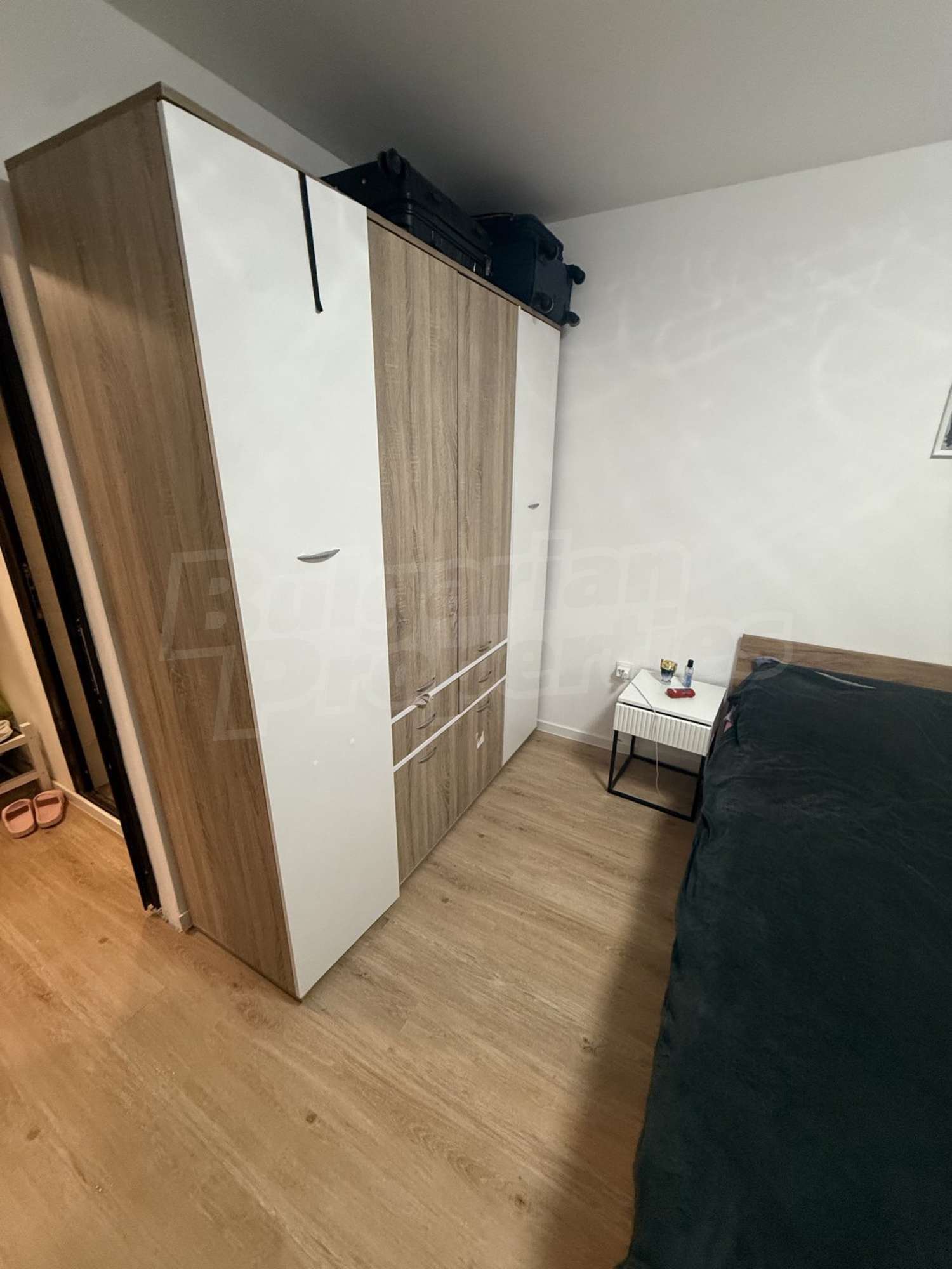 Gallery Picture