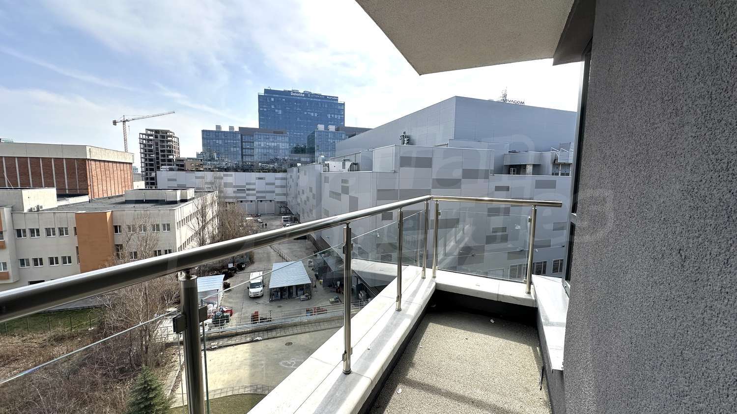 Gallery Picture