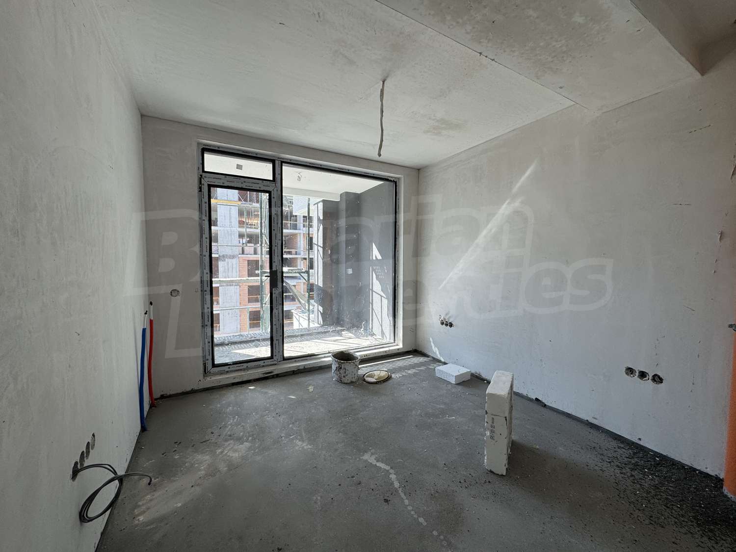 Gallery Picture