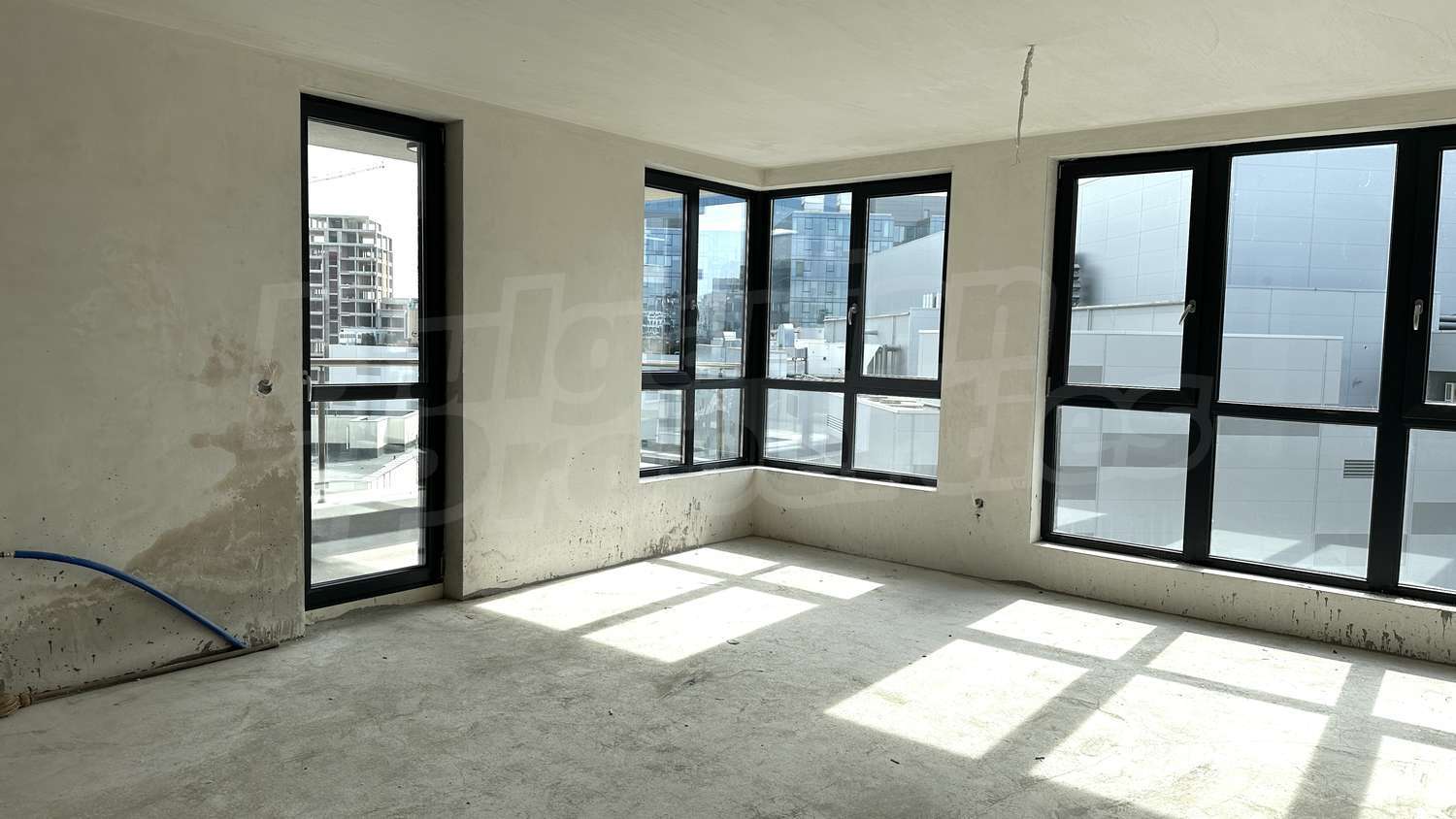Gallery Picture