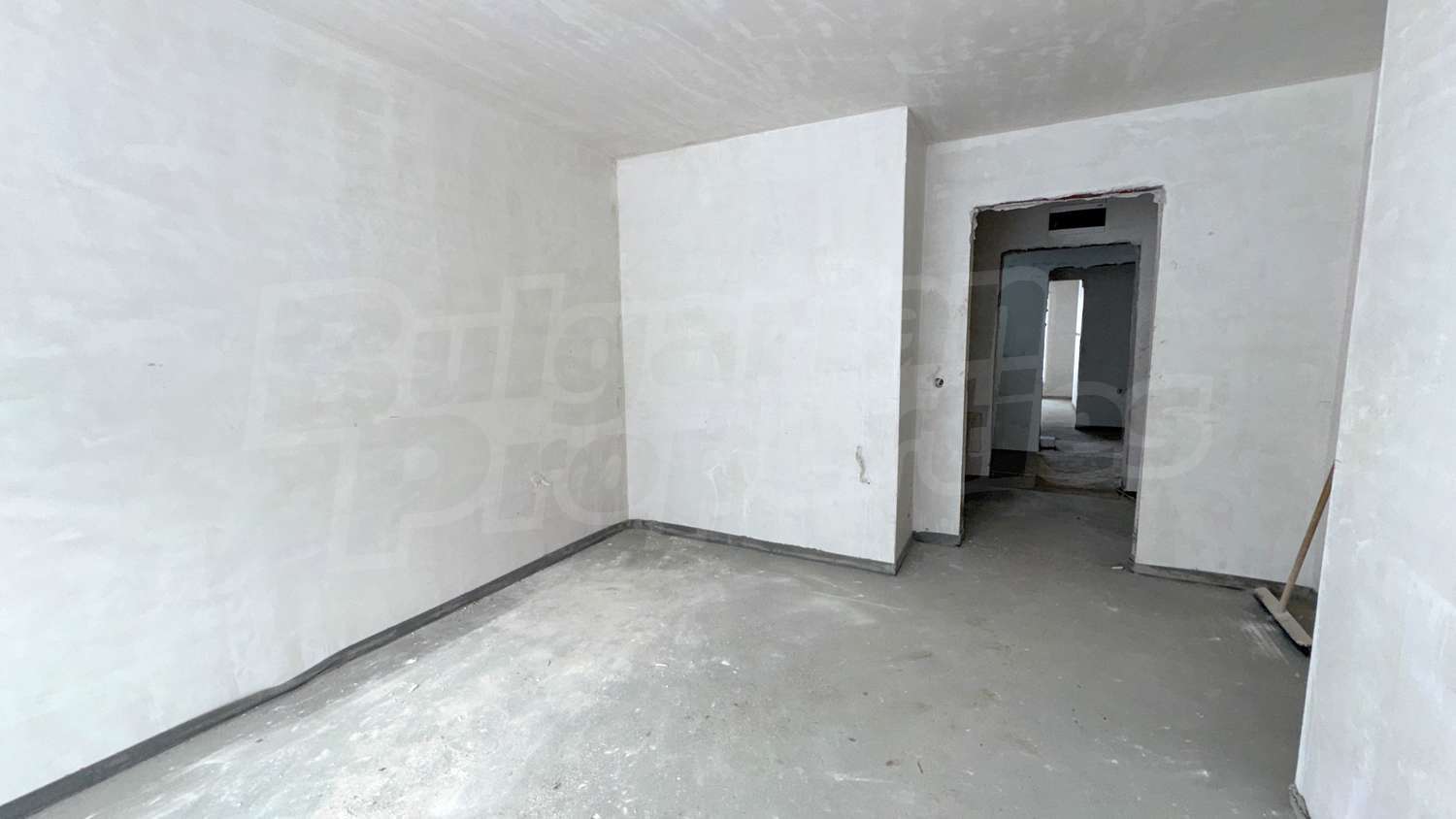 Gallery Picture
