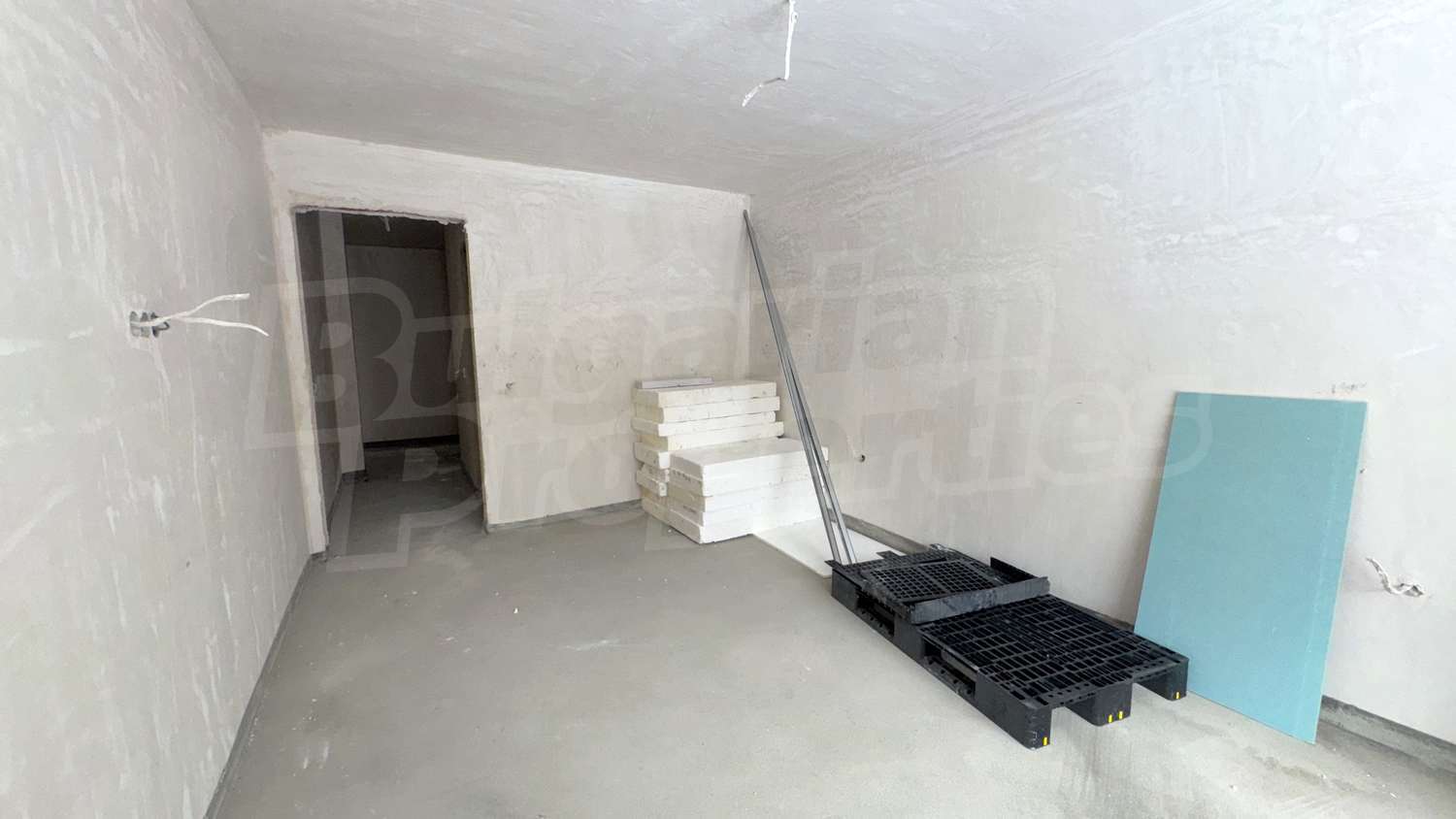 Gallery Picture
