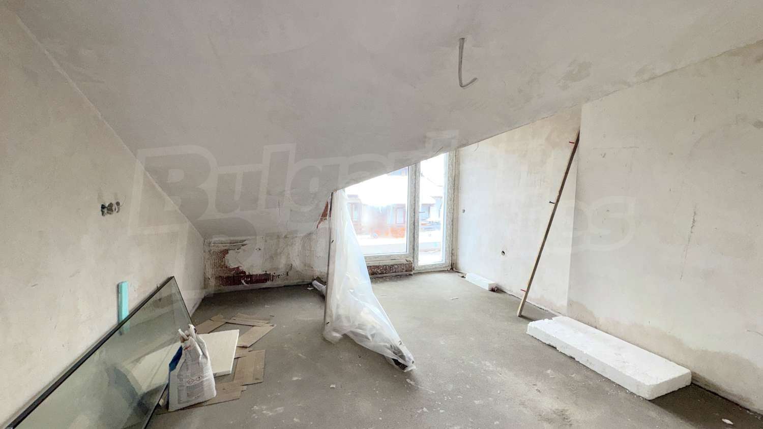 Gallery Picture