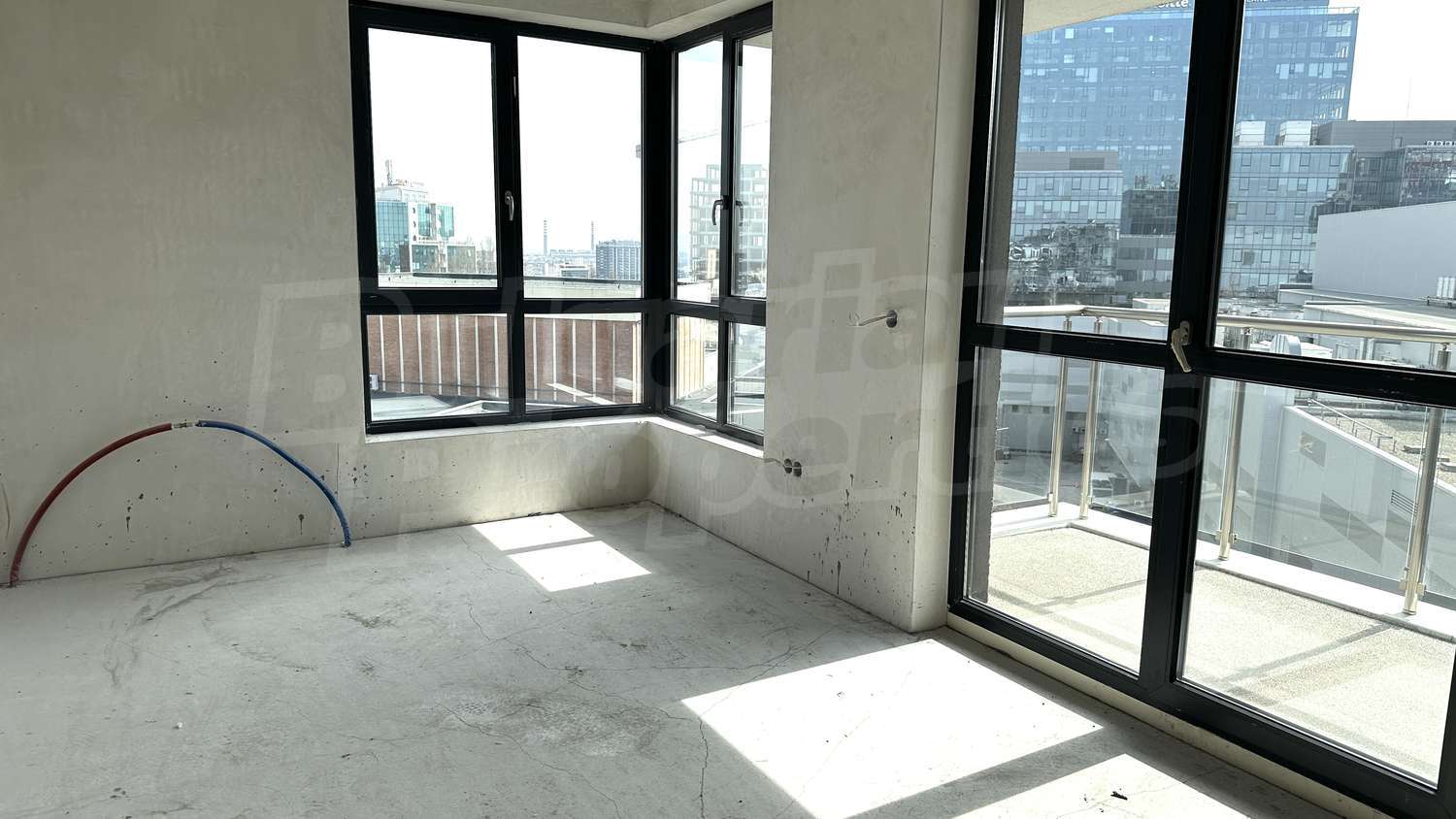 Gallery Picture