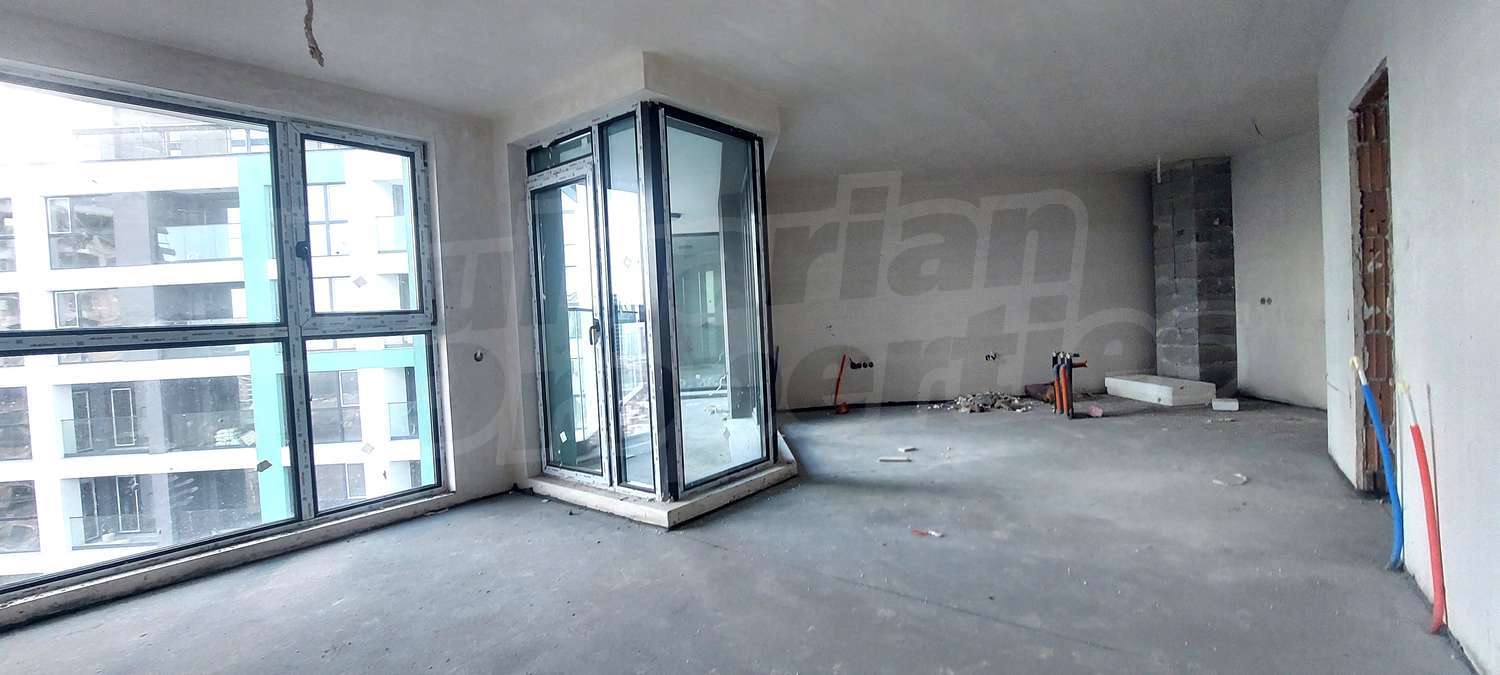Gallery Picture