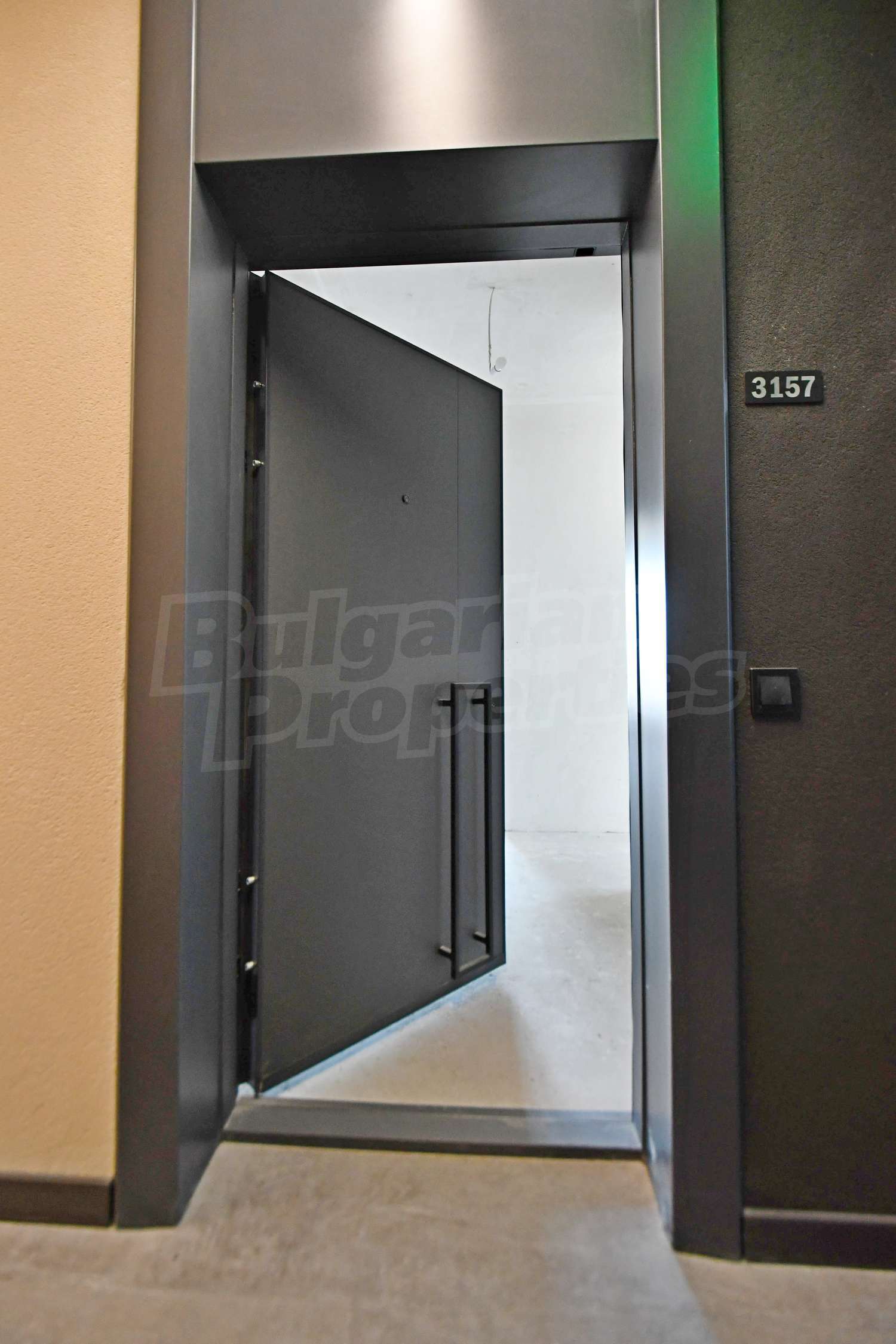 Gallery Picture