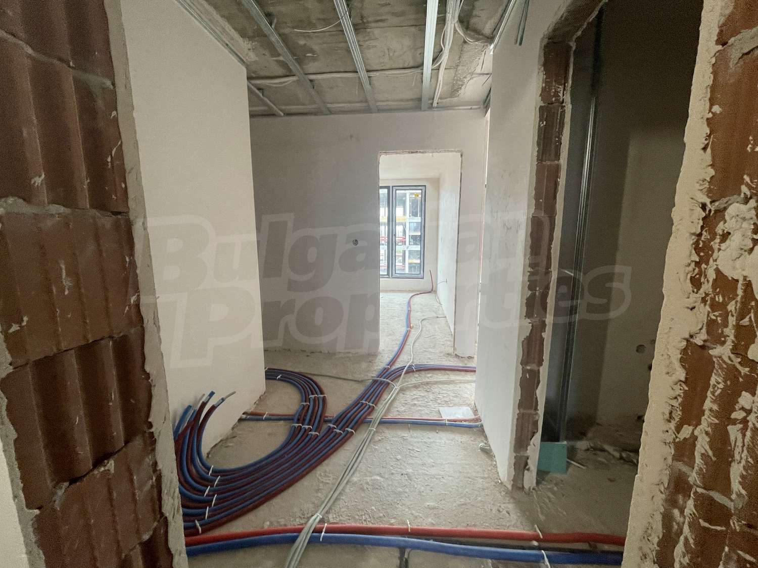 Gallery Picture