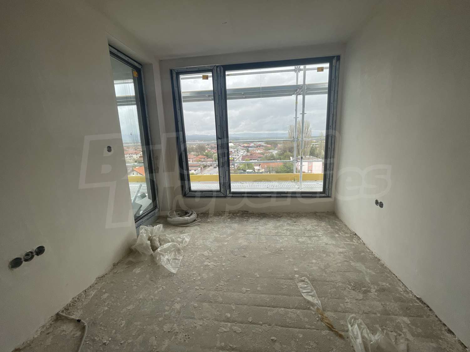 Gallery Picture