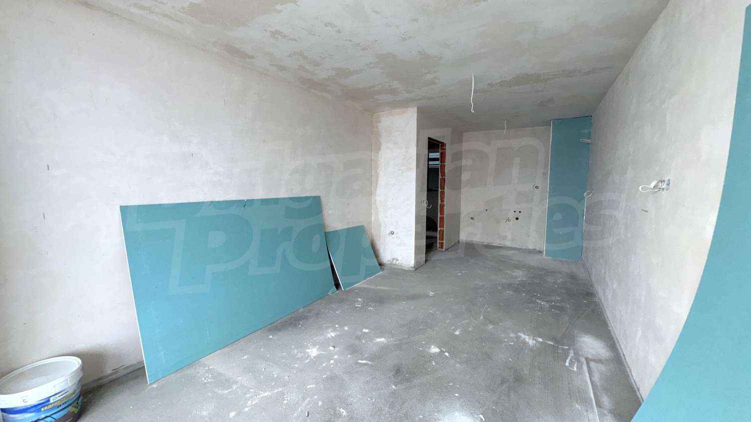Gallery Picture