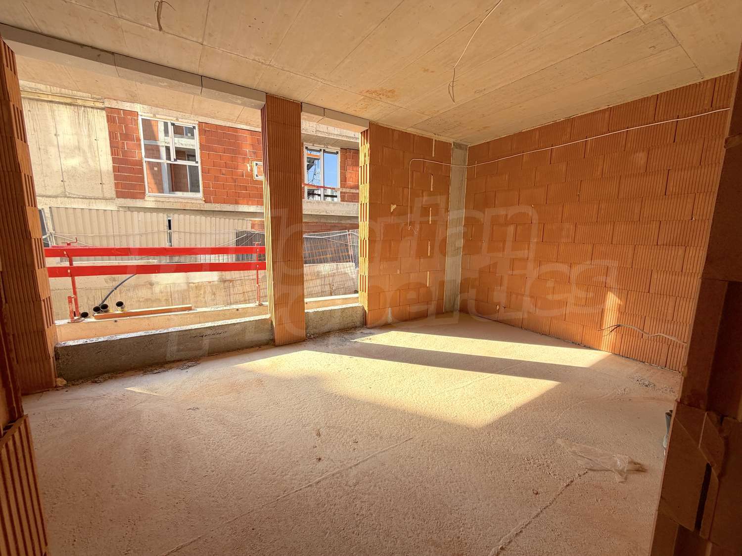 Gallery Picture