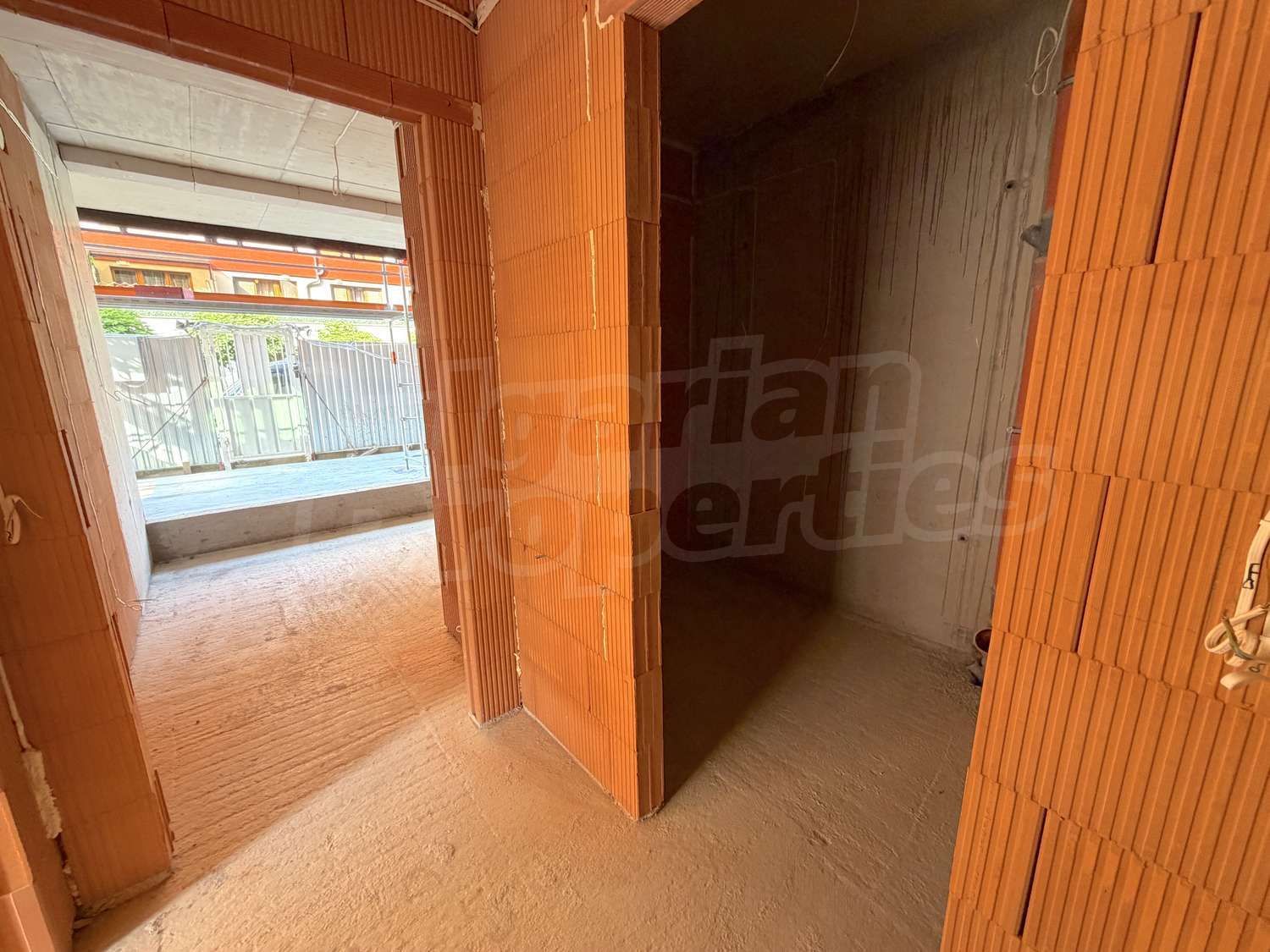Gallery Picture