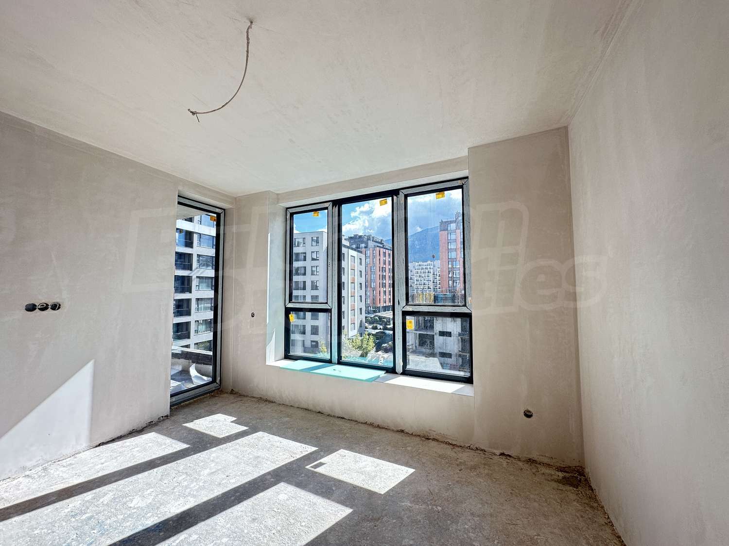 Gallery Picture