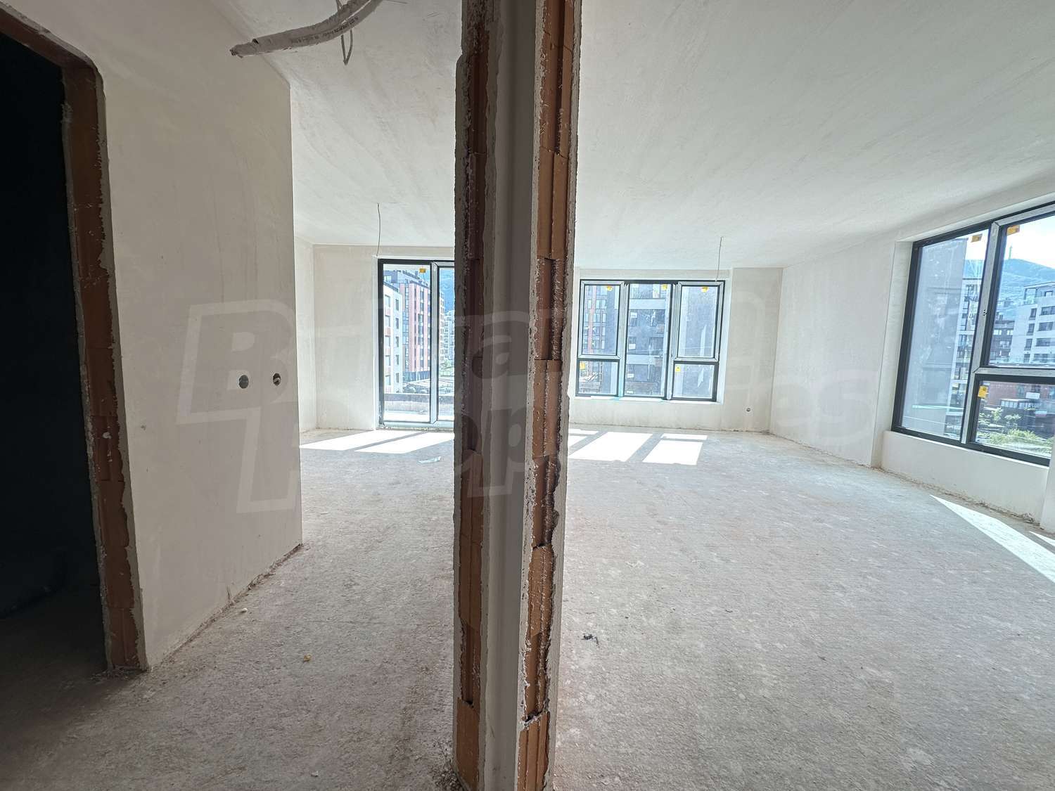 Gallery Picture