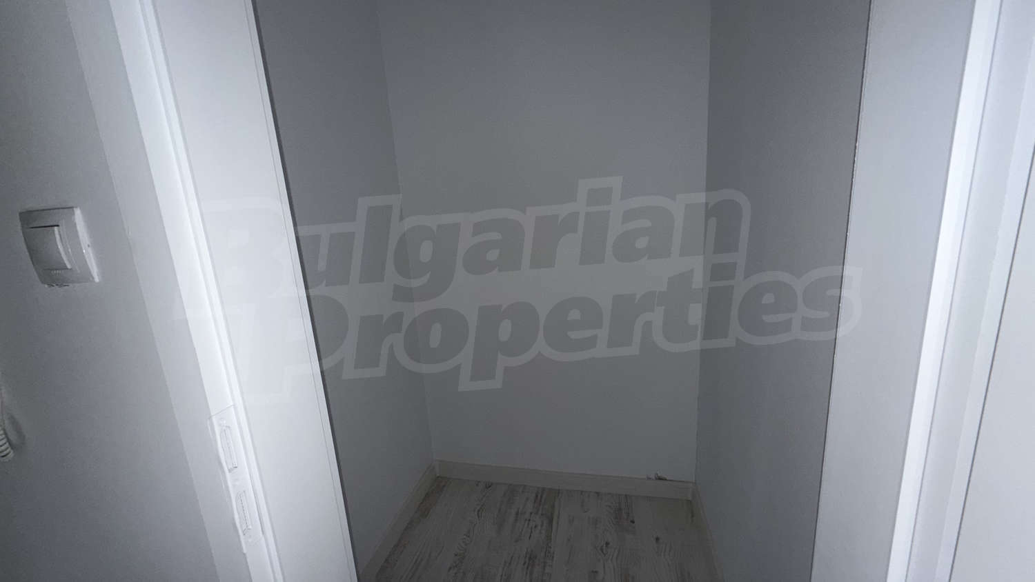 Gallery Picture