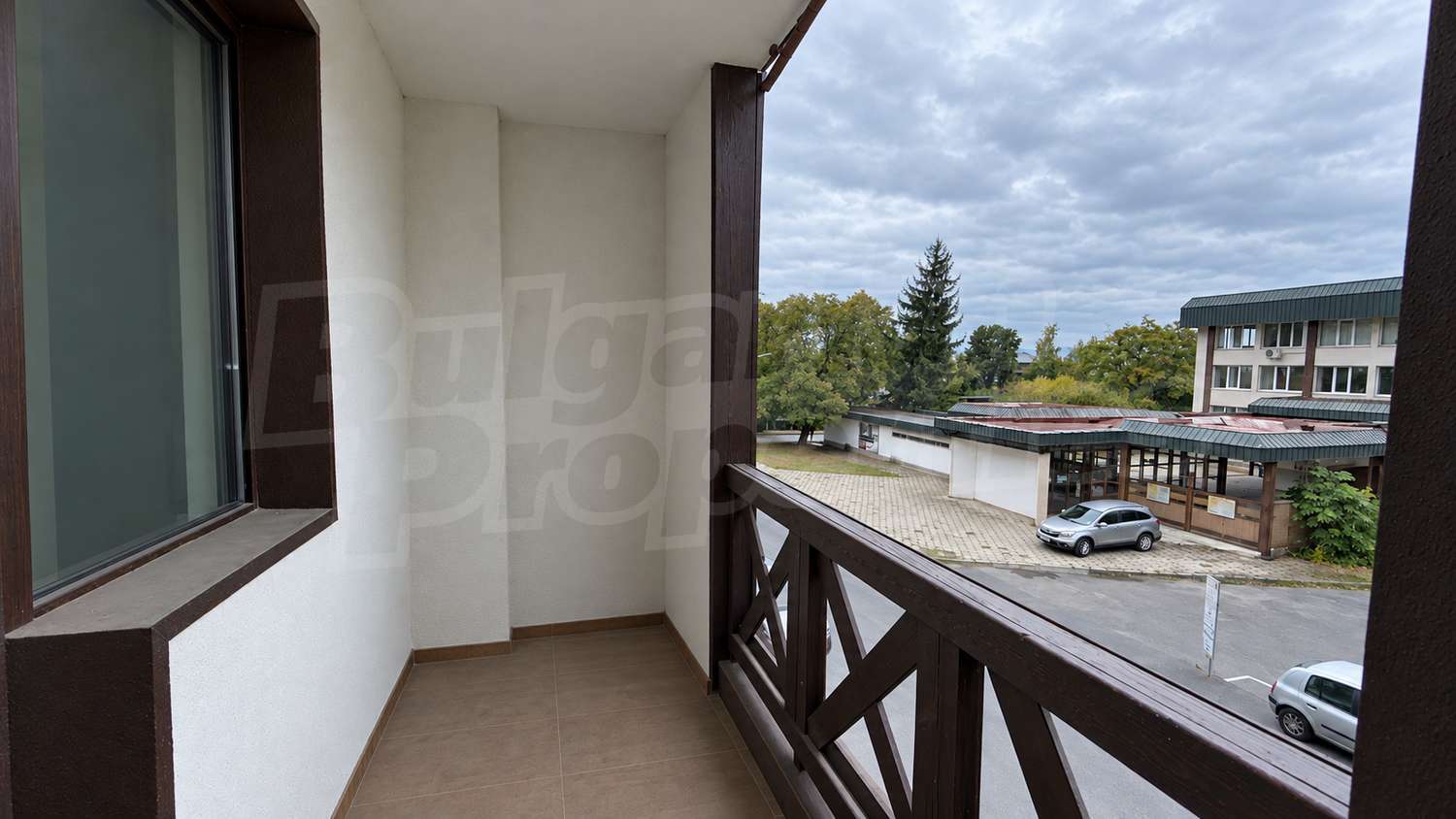 Gallery Picture