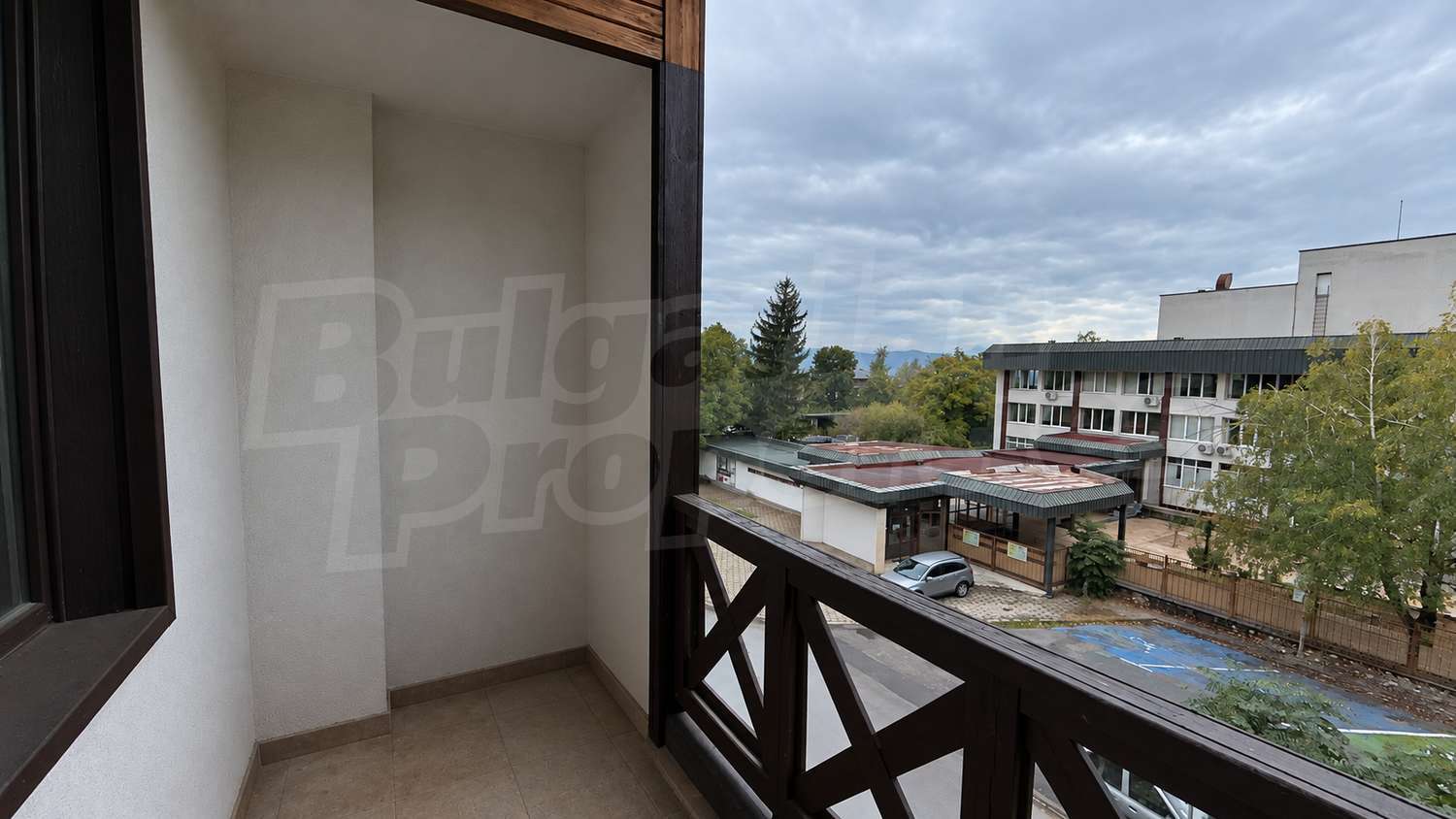 Gallery Picture