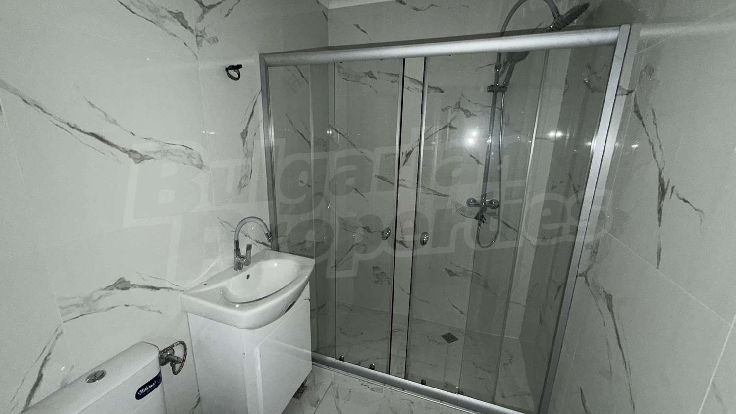 Gallery Picture