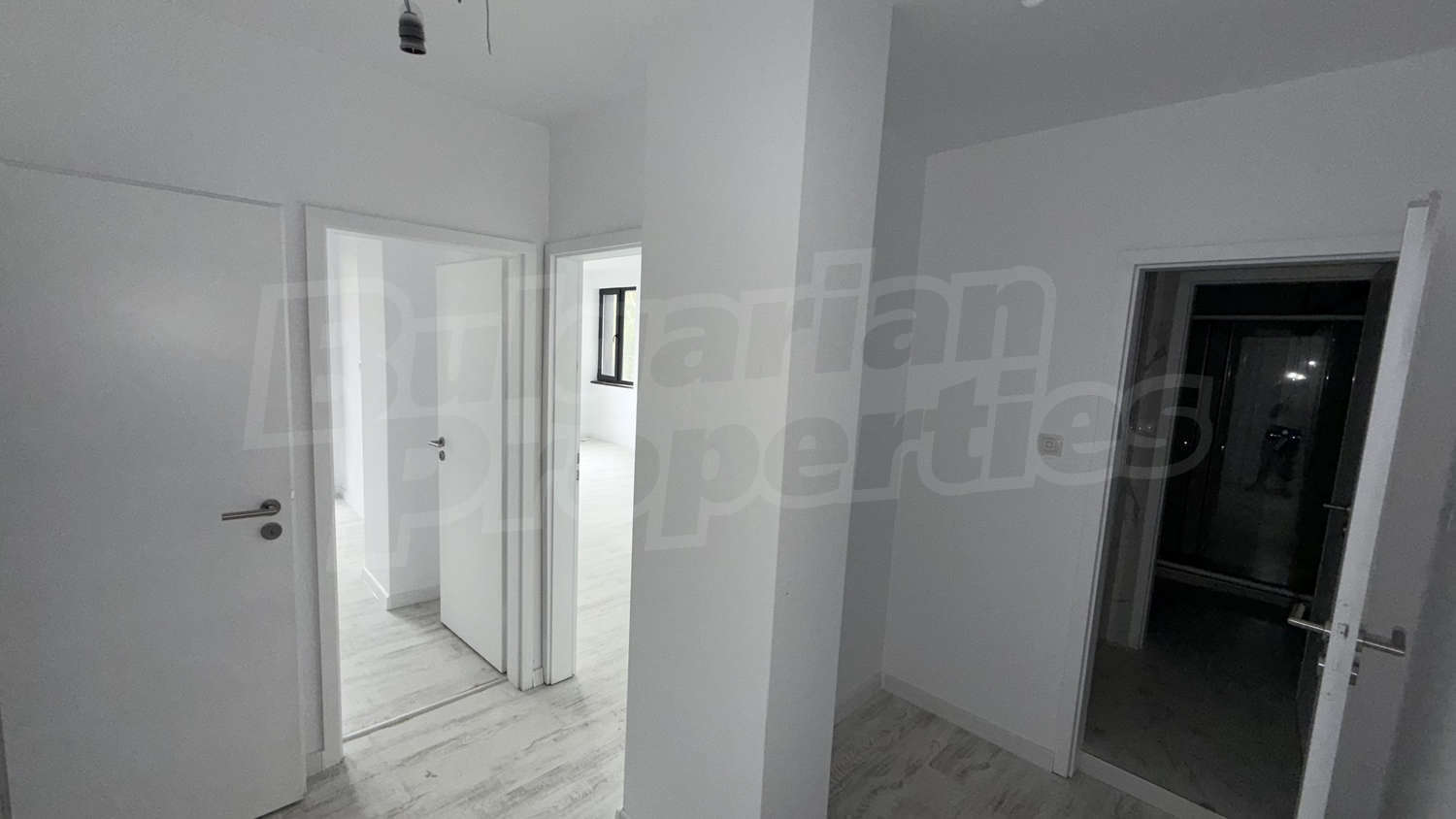 Gallery Picture