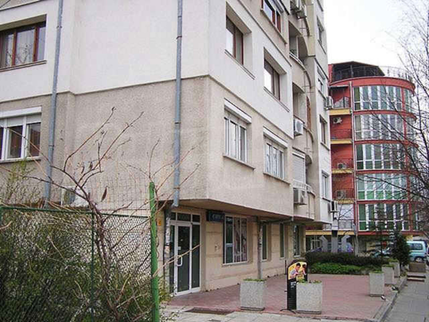 Gallery Picture 17