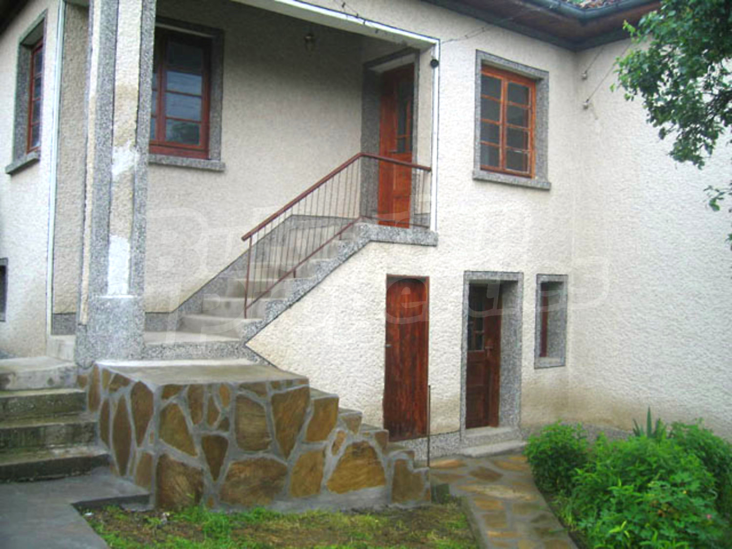 Gallery Picture 4