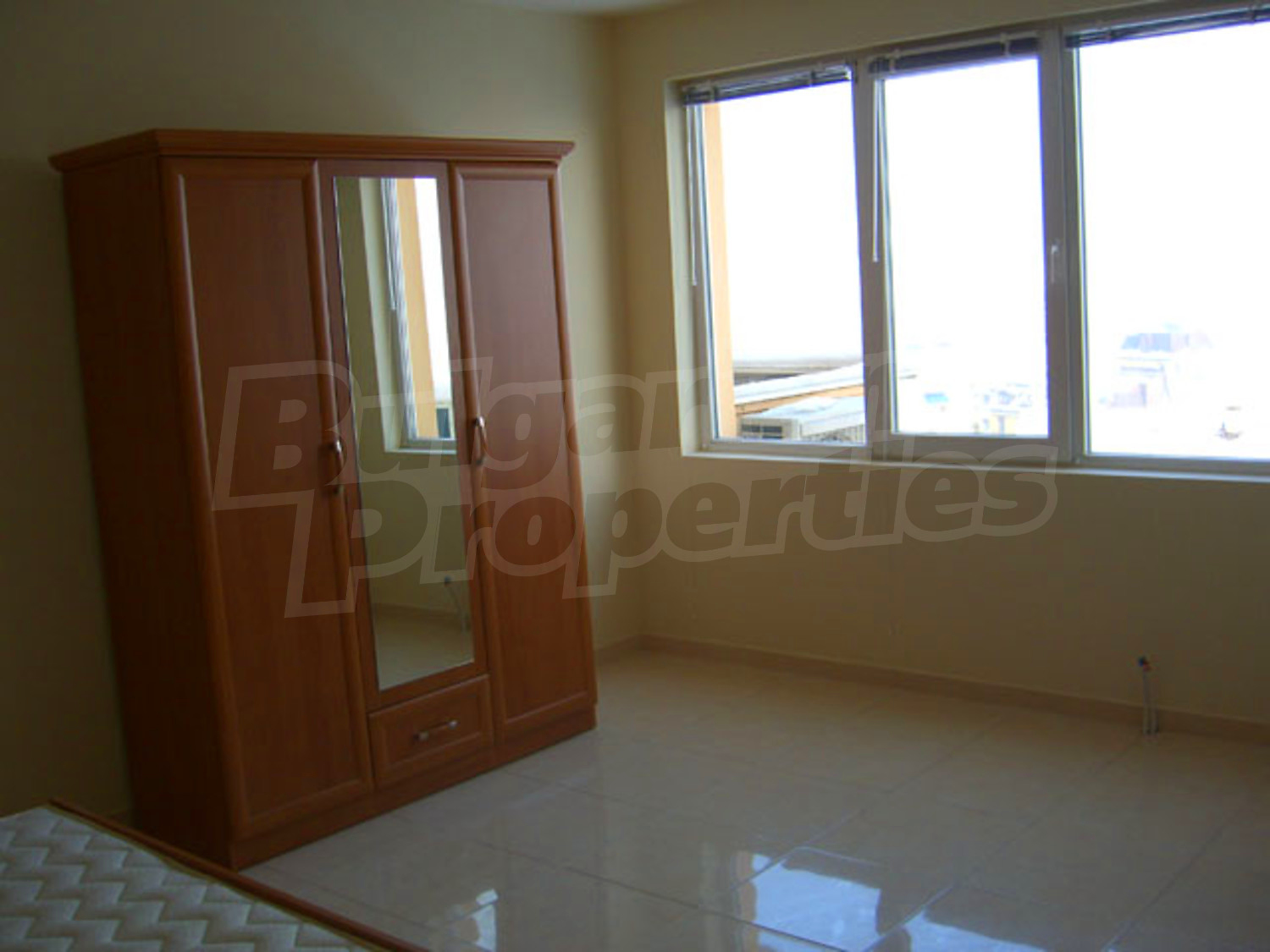 Gallery Picture 4
