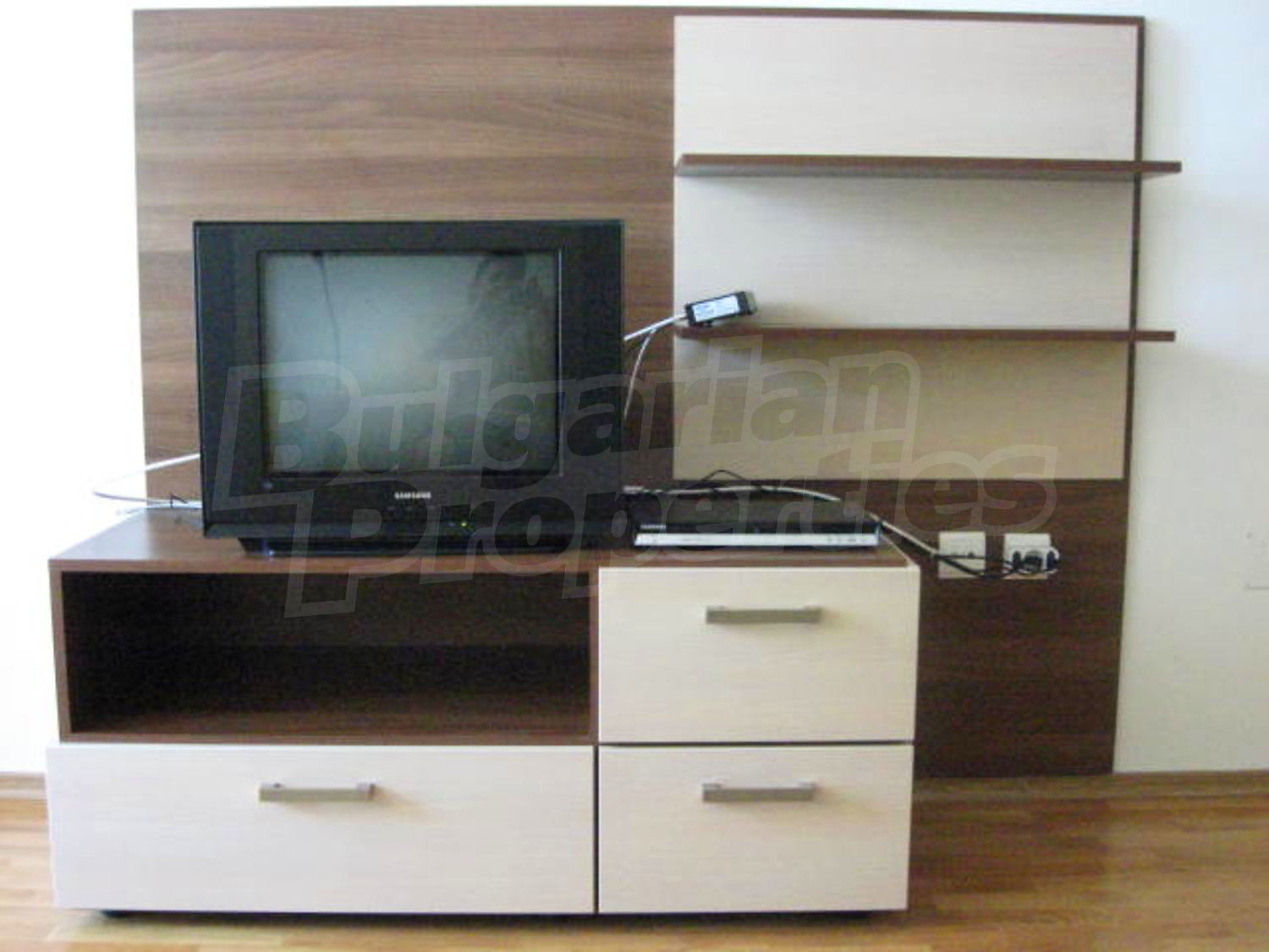 Gallery Picture 4