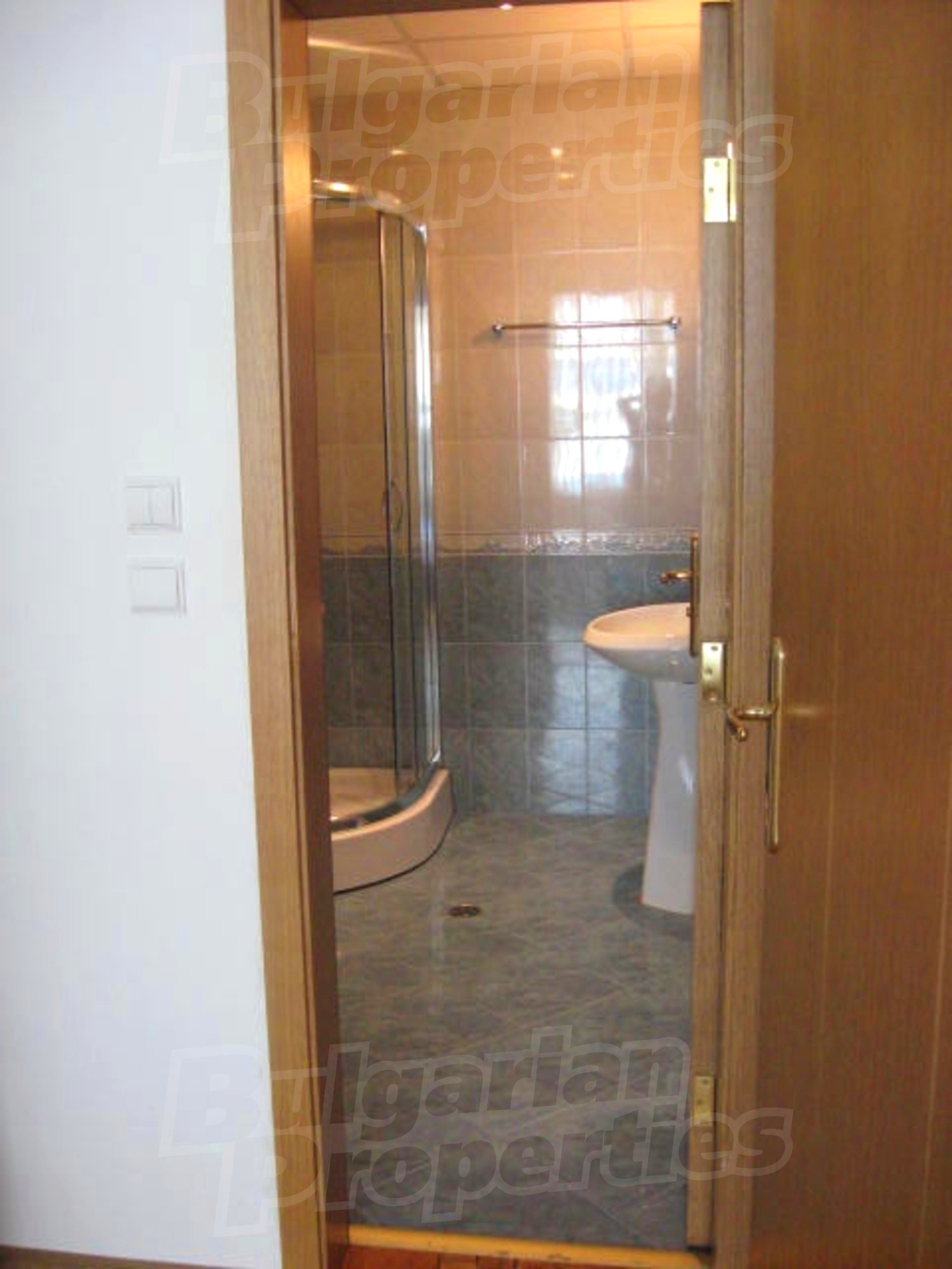 Gallery Picture 6