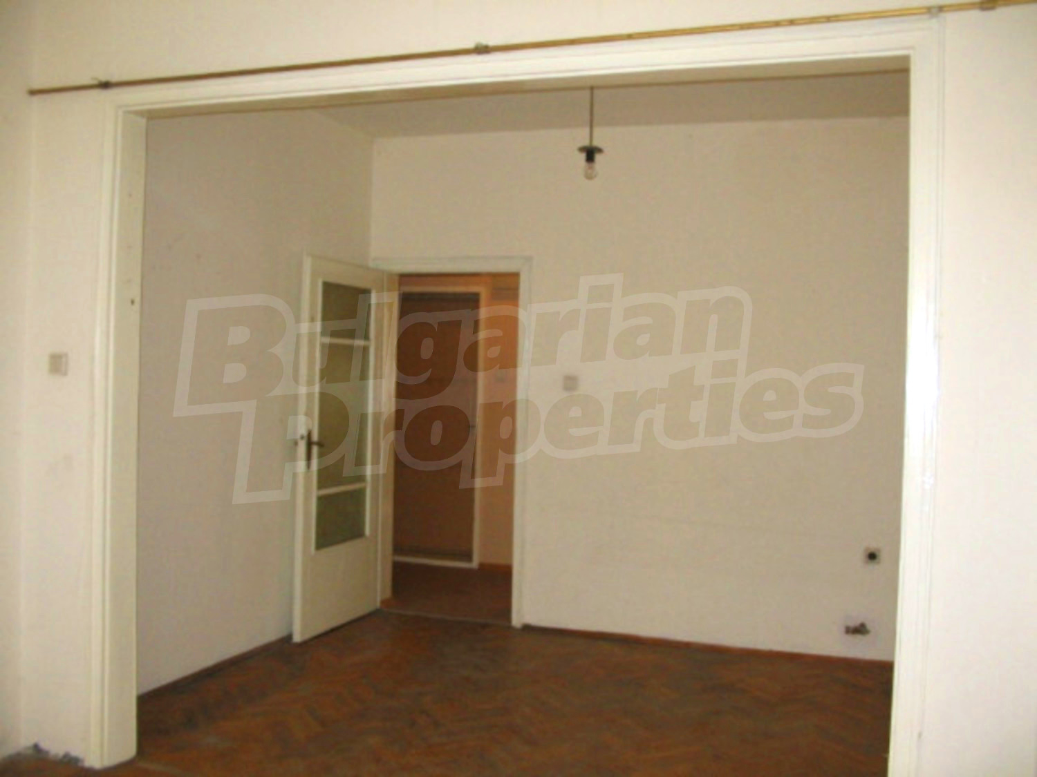 Gallery Picture 4