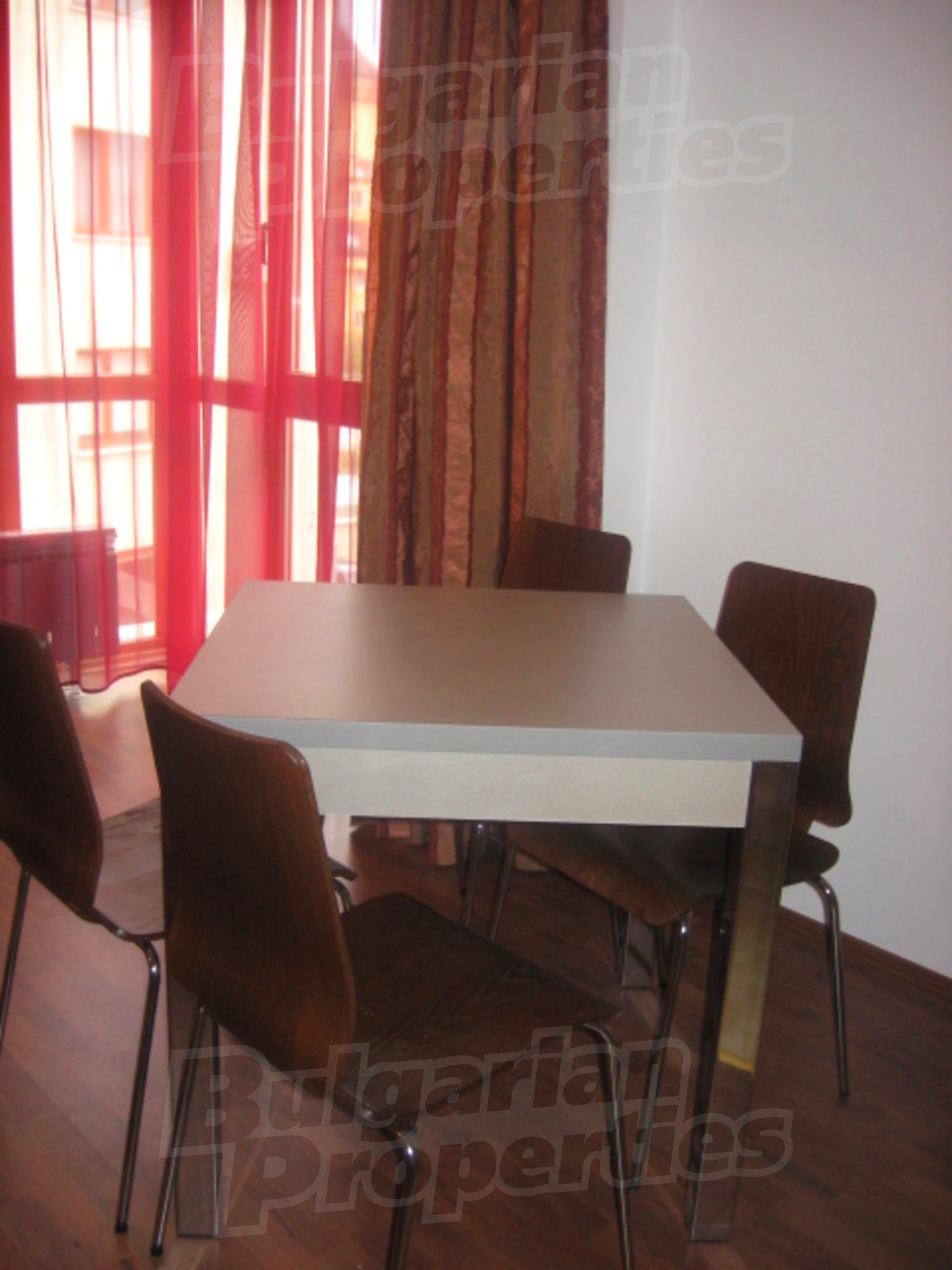 Gallery Picture 4