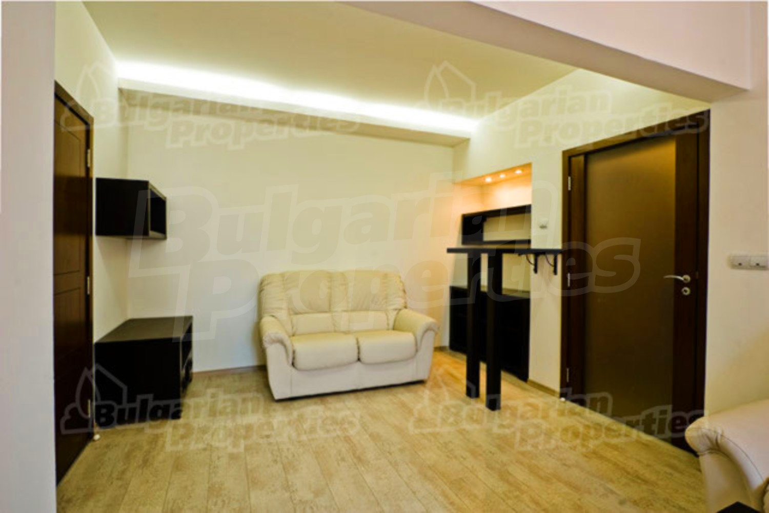 Gallery Picture 3