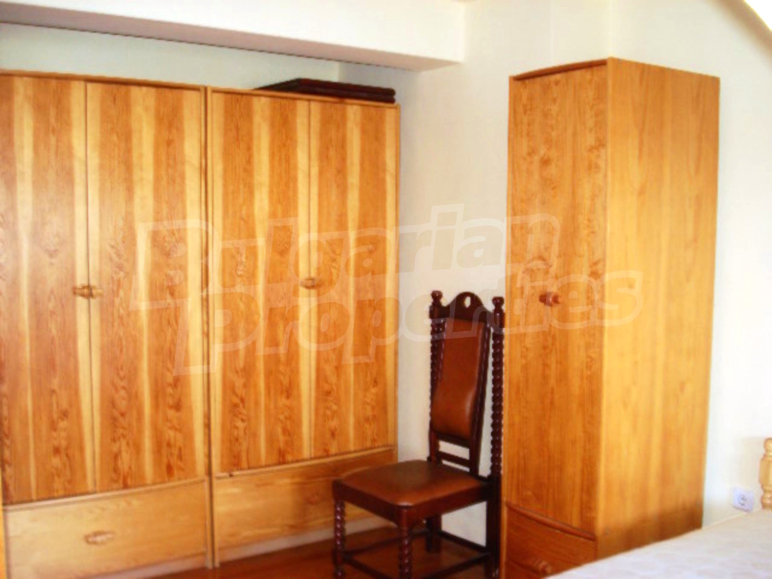 Gallery Picture 10