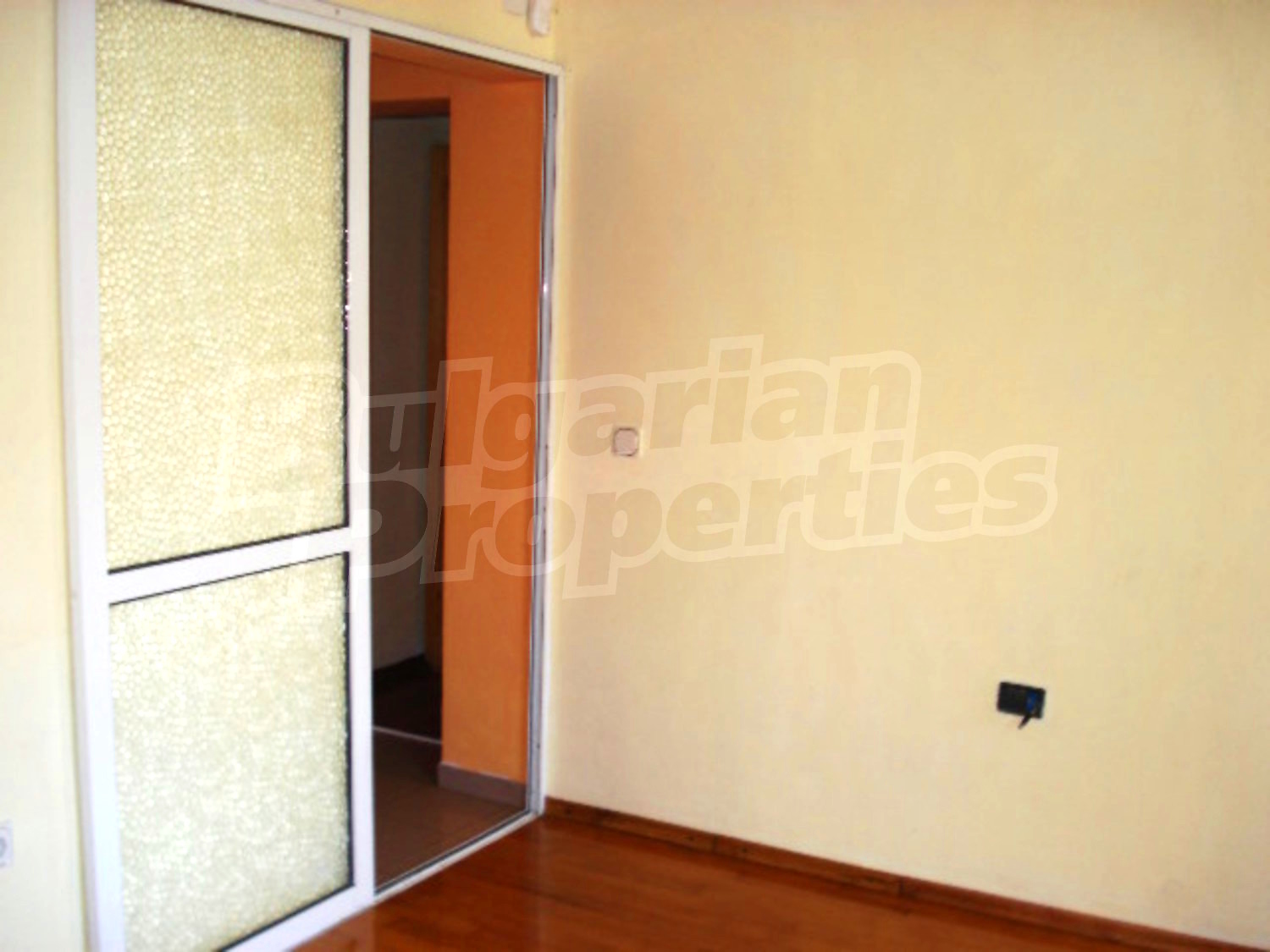 Gallery Picture 12