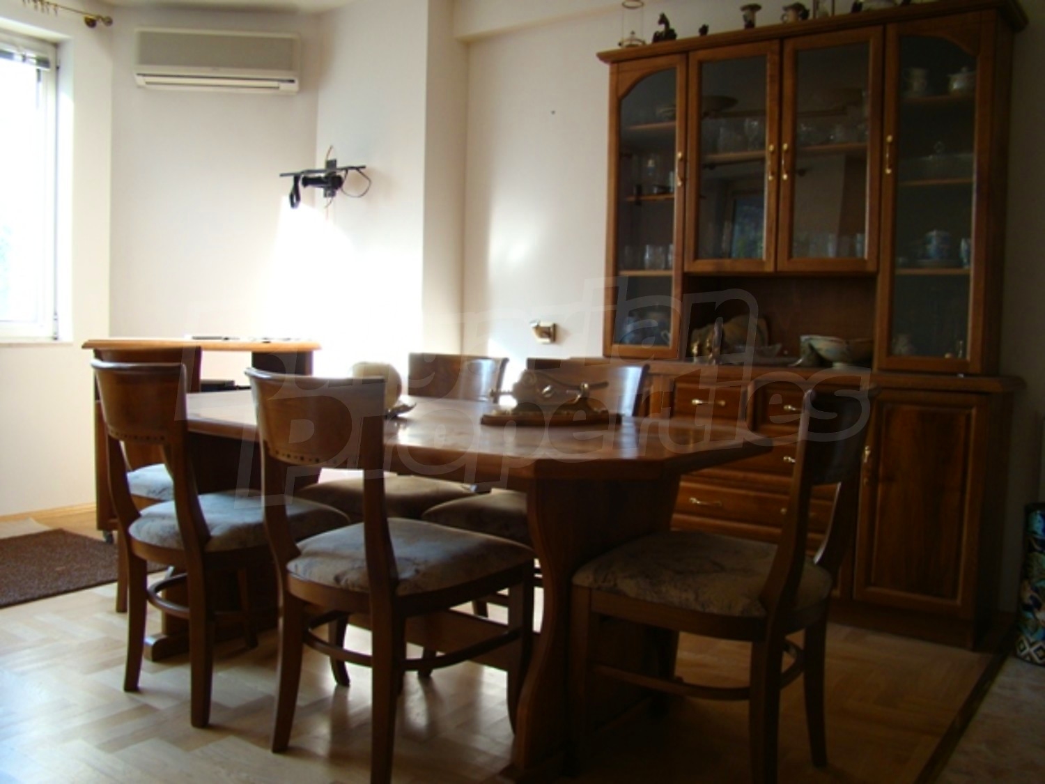Gallery Picture 10
