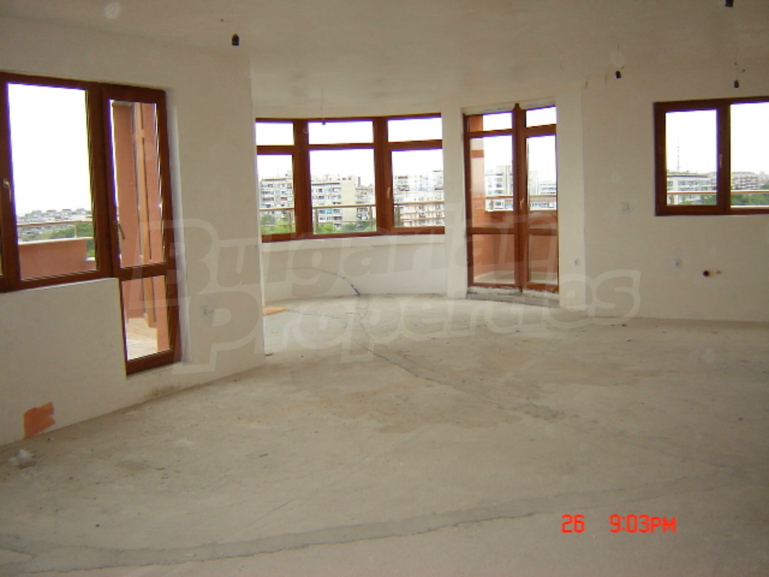 Gallery Picture 10
