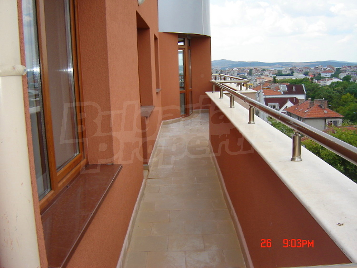 Gallery Picture 12