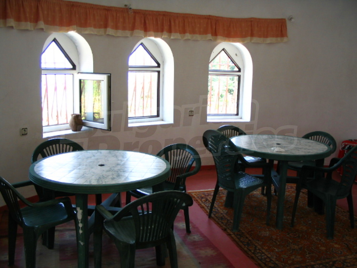 Gallery Picture 6