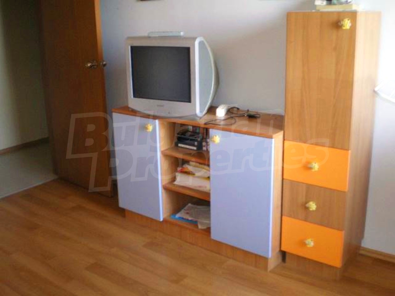 Gallery Picture 9