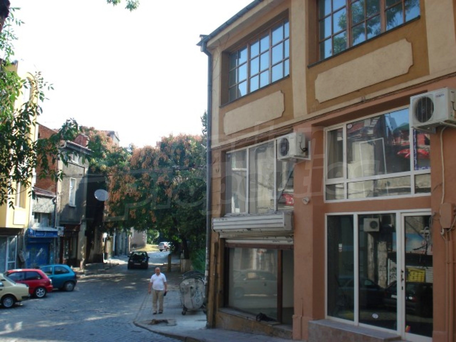 Gallery Picture 2