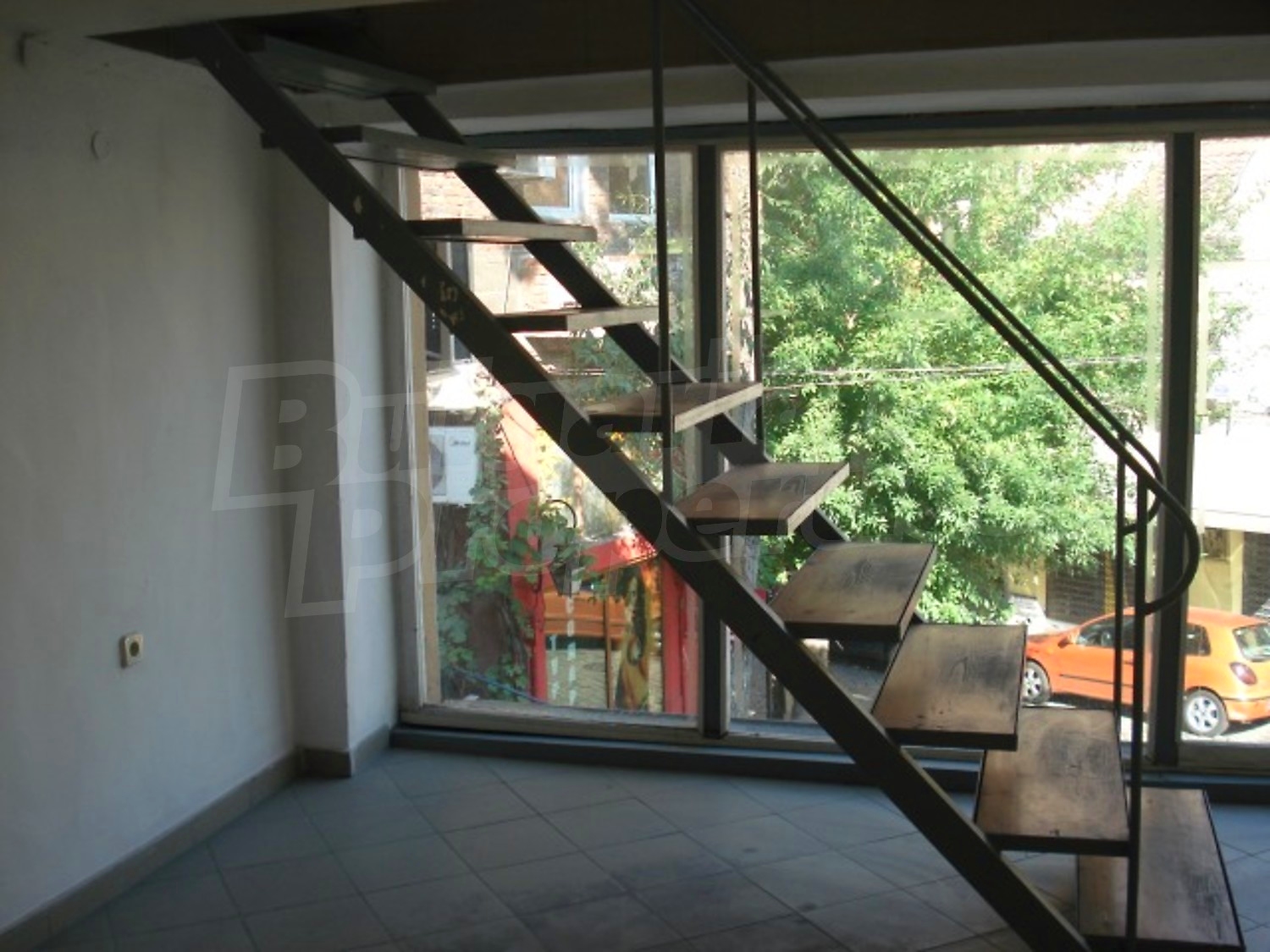Gallery Picture 4