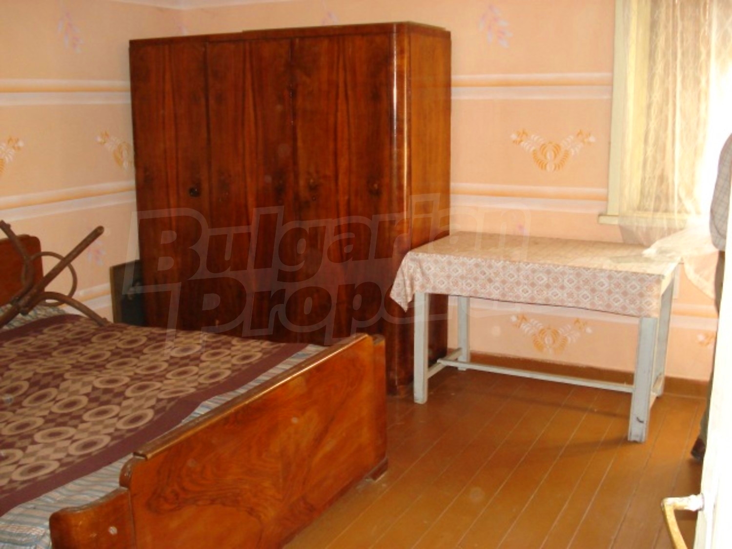 Gallery Picture 12