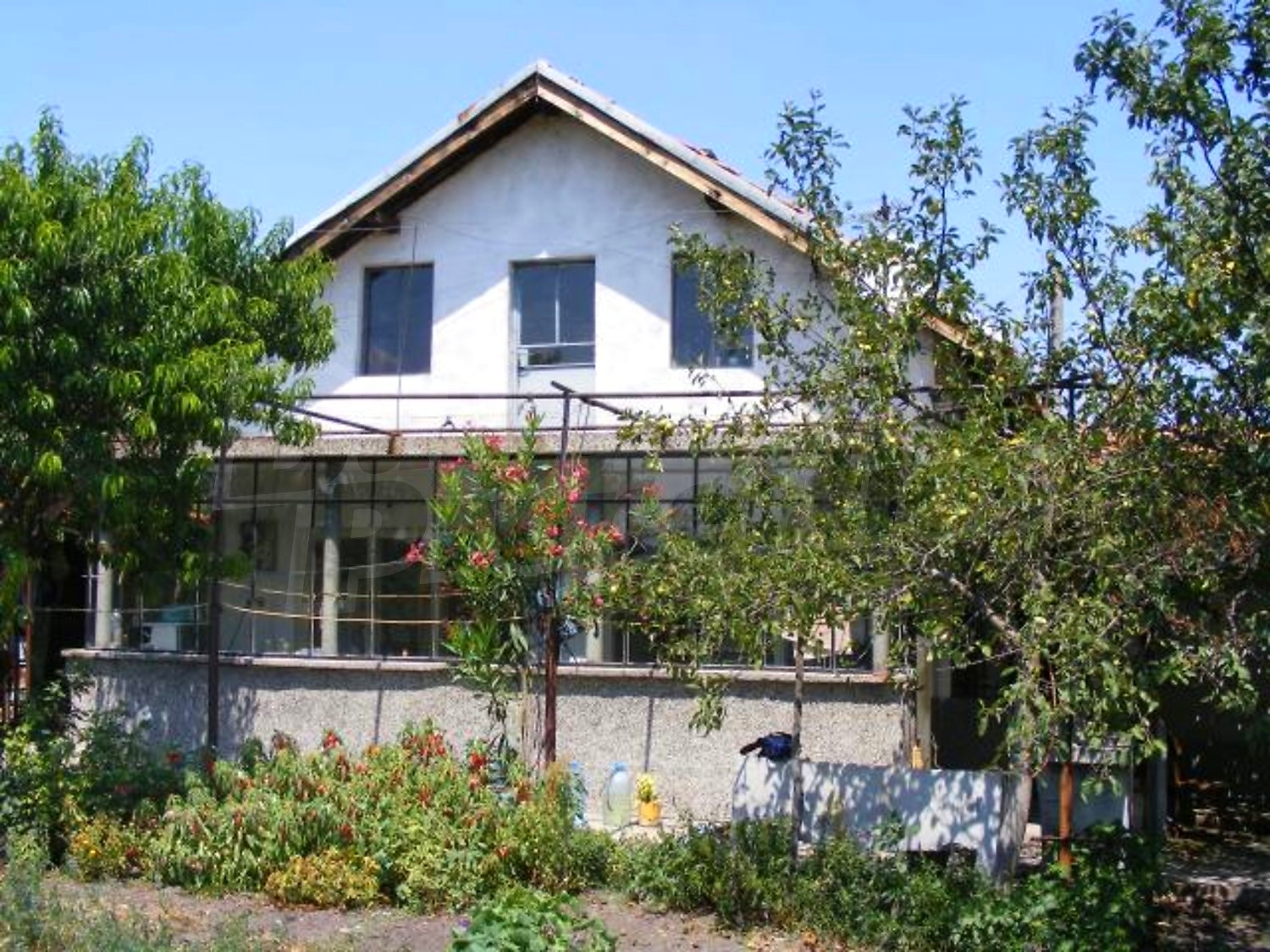 Gallery Picture 2