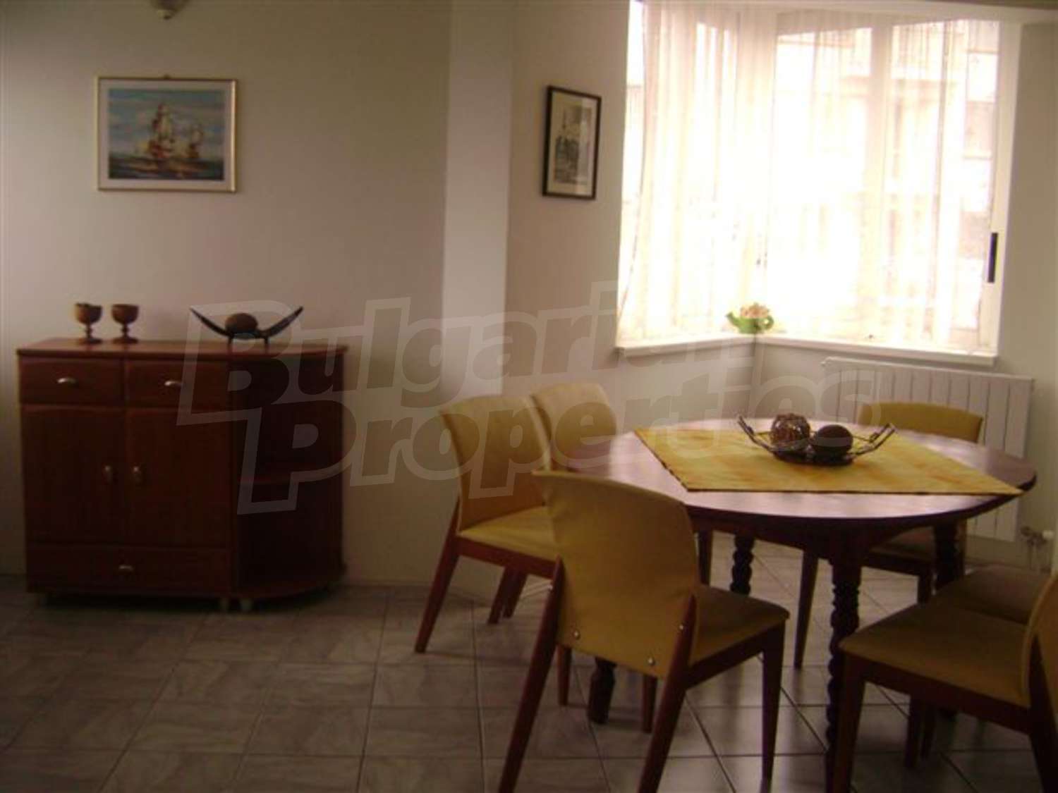 Gallery Picture 10