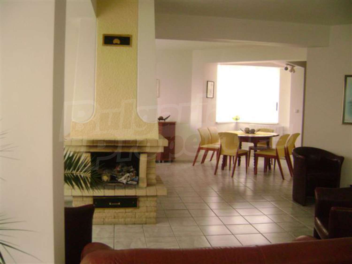 Gallery Picture 2