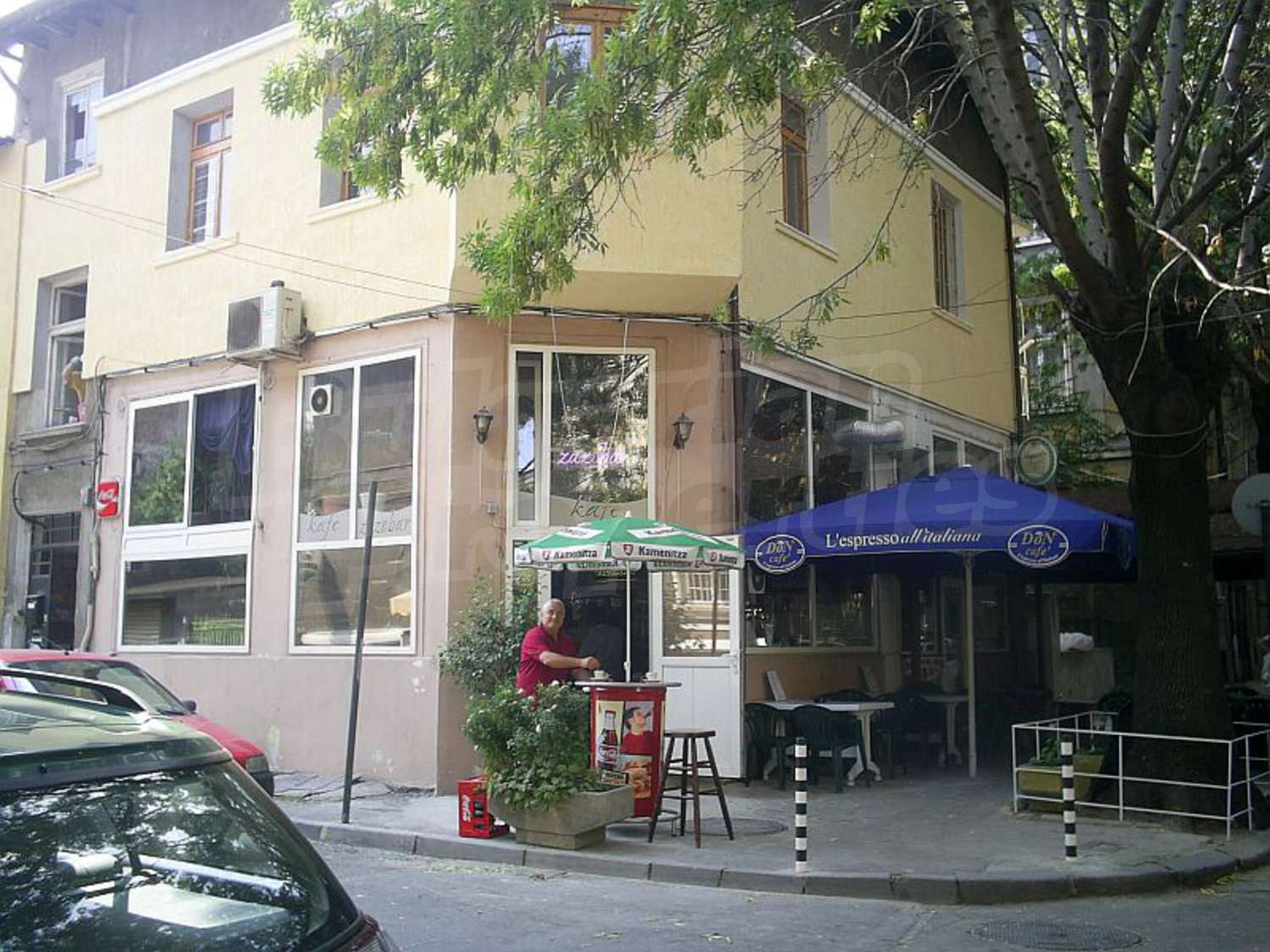 Gallery Picture 16