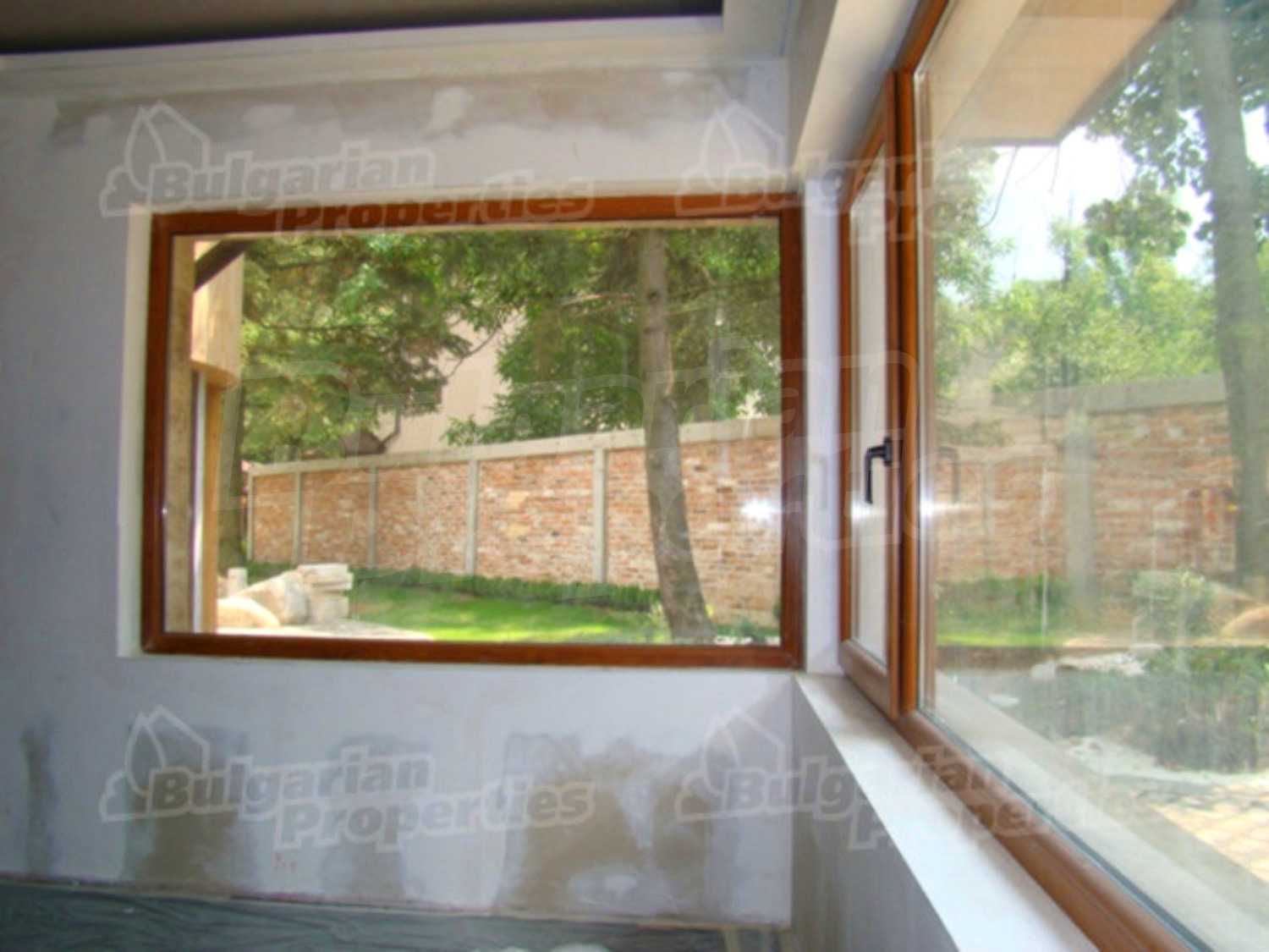 Gallery Picture 13