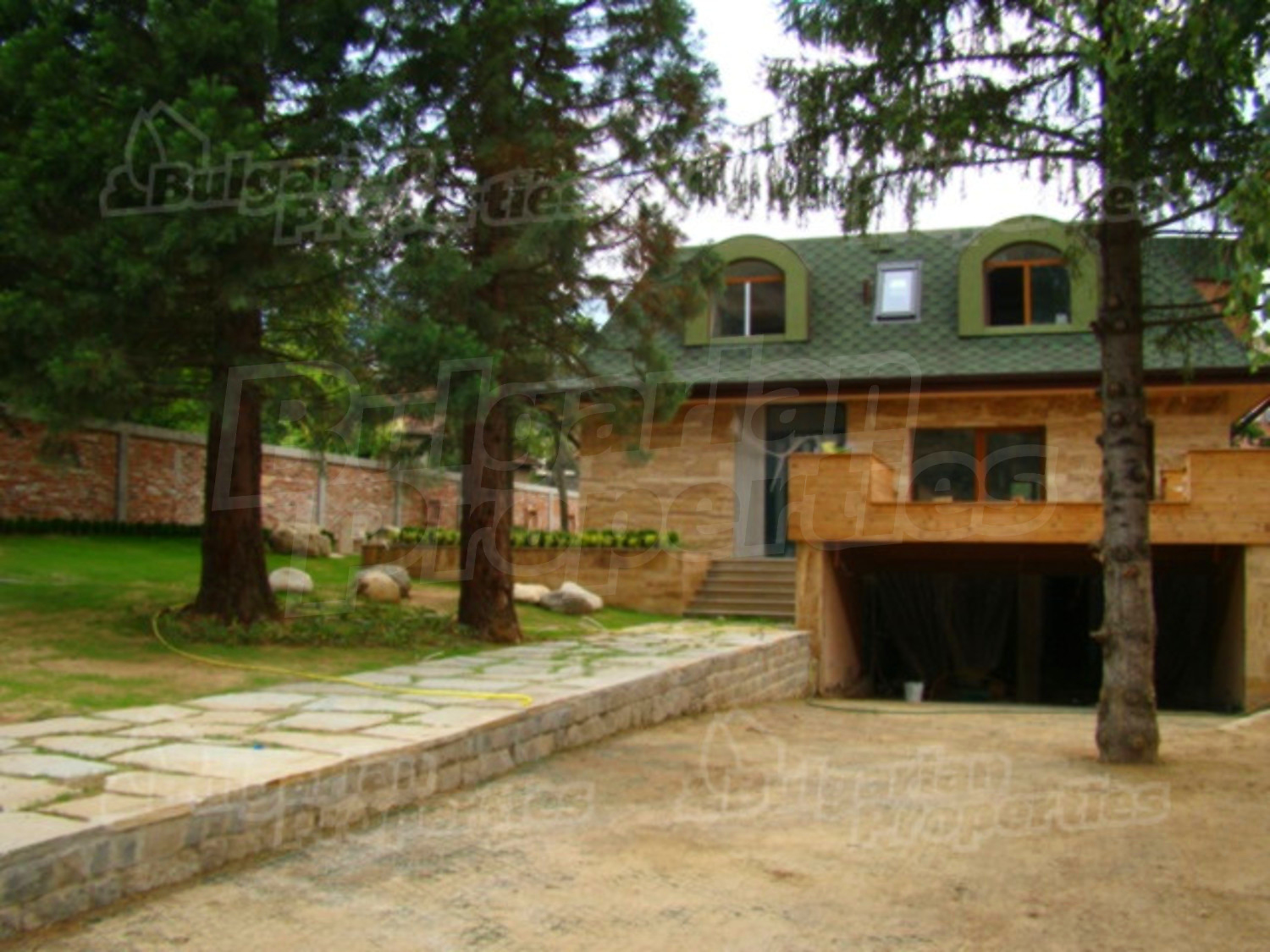 Gallery Picture 2
