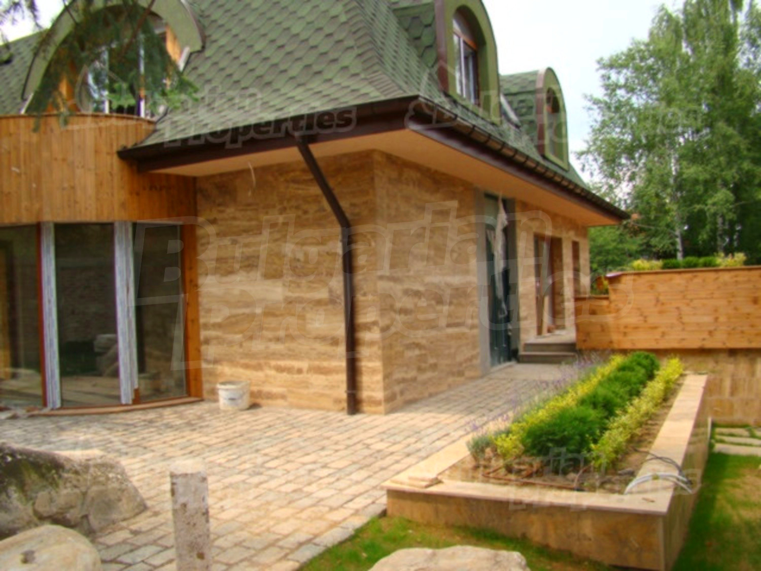 Gallery Picture 6