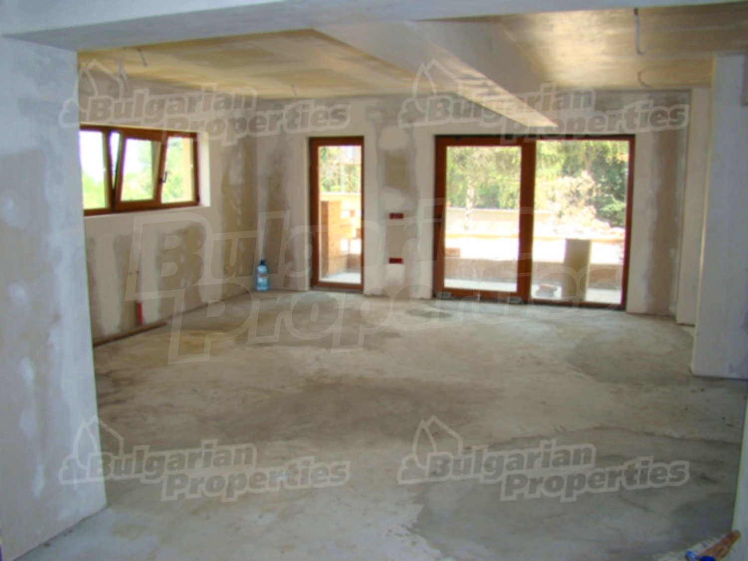Gallery Picture 9